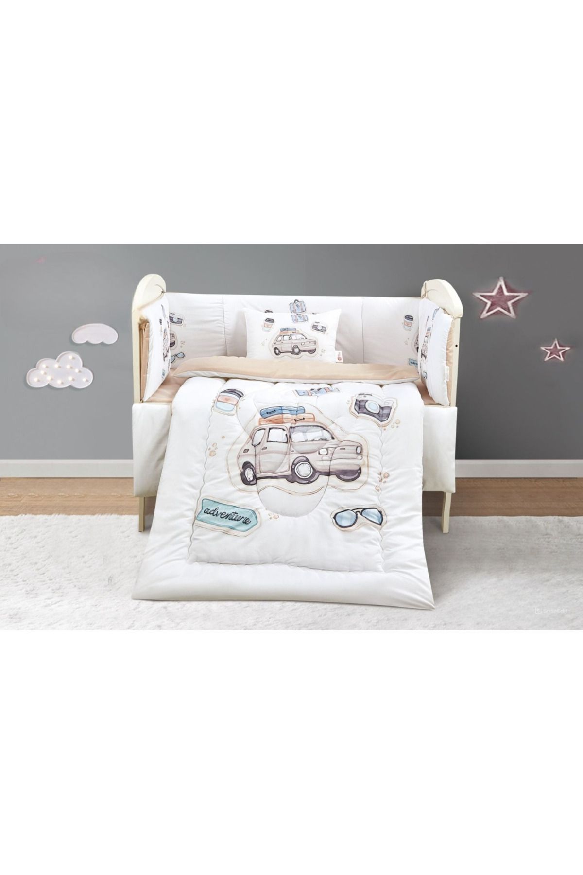 Red Rose-5-piece summer baby crib bumper cover set to give your child comfort from microfiber. Quilt size: 132x104cm. 1