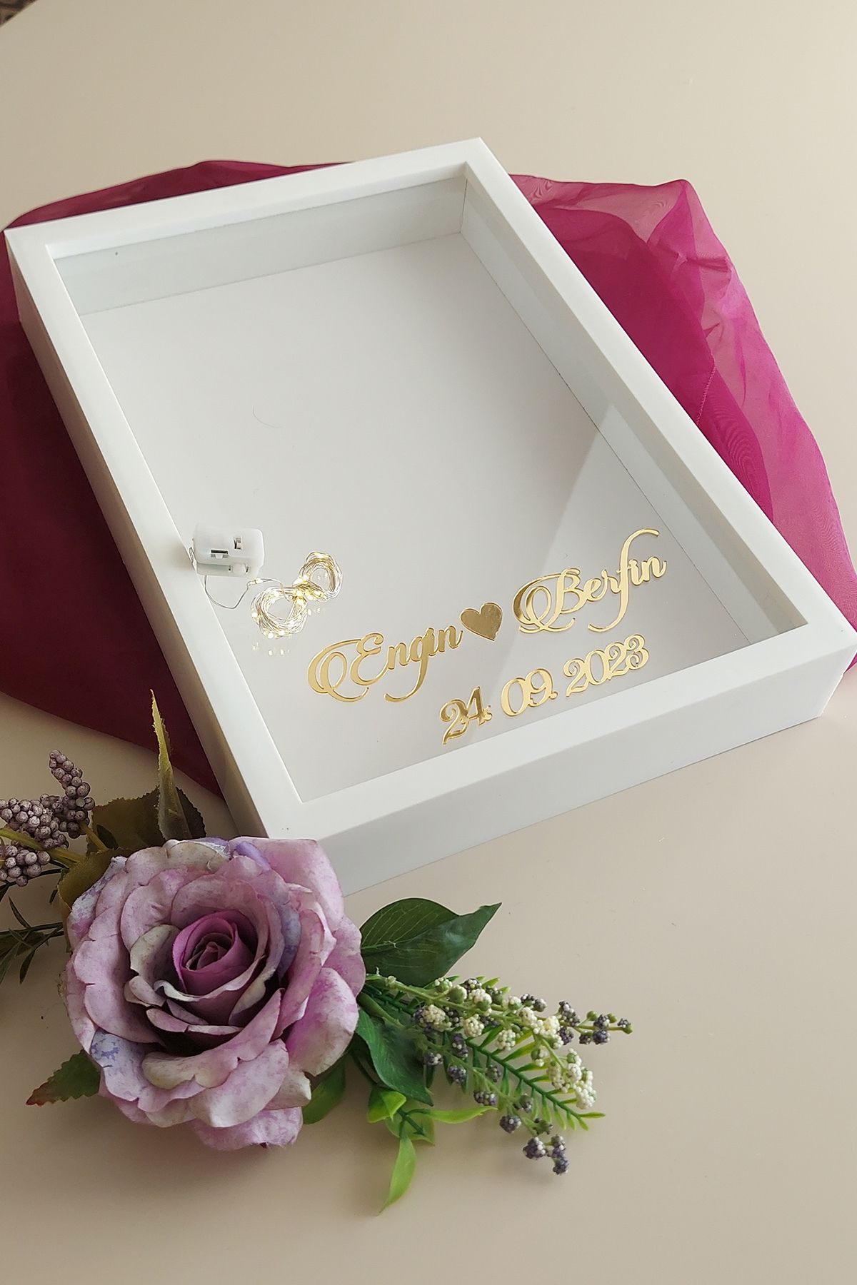 hobicehayaller-25x35 Cm Deep Memory Frame with Name and LEDs!New Fashion Rose Boxes!Engagement Flower Design! 1