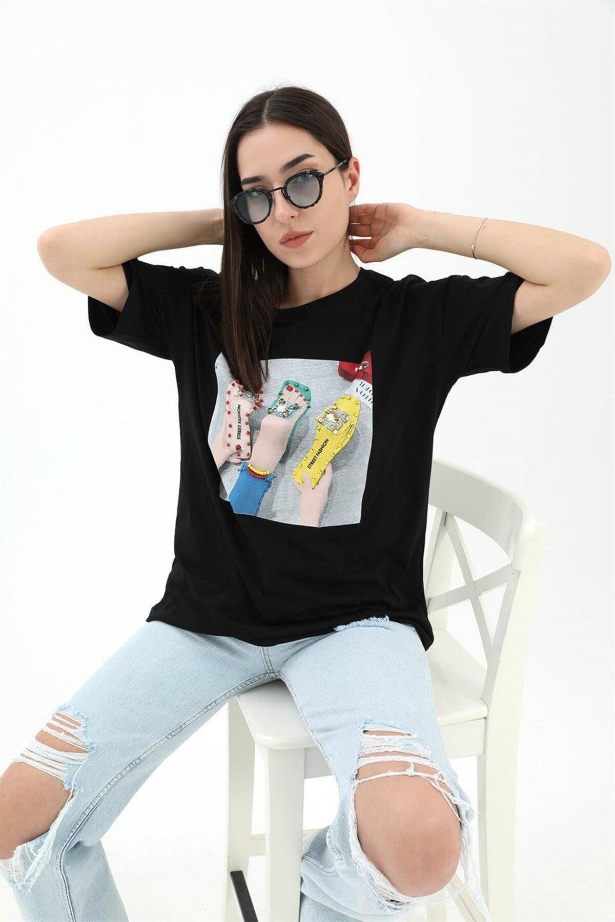 LLOHA Bisiklet Yaka Terlik Baskılı T-shirt - Siyah