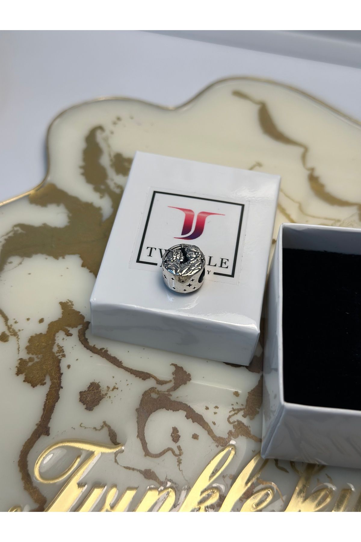 Twinkle Jewellery Star Wars Han Solo & Leia Kiss Charm