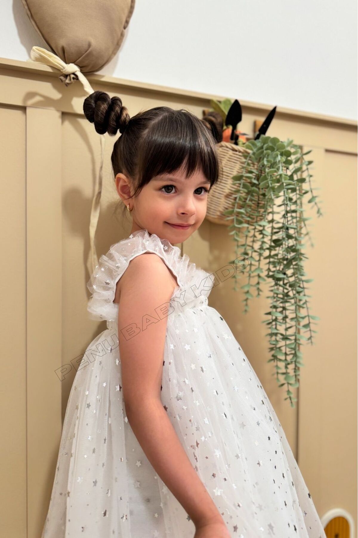 penu baby kids Beyaz Yıldız Baskılı Tül Fırfır Askı Kol Pamuk Astarlı Kız Çocuk Kız Bebek Elbise fotoğrafı 7 (önizleme)