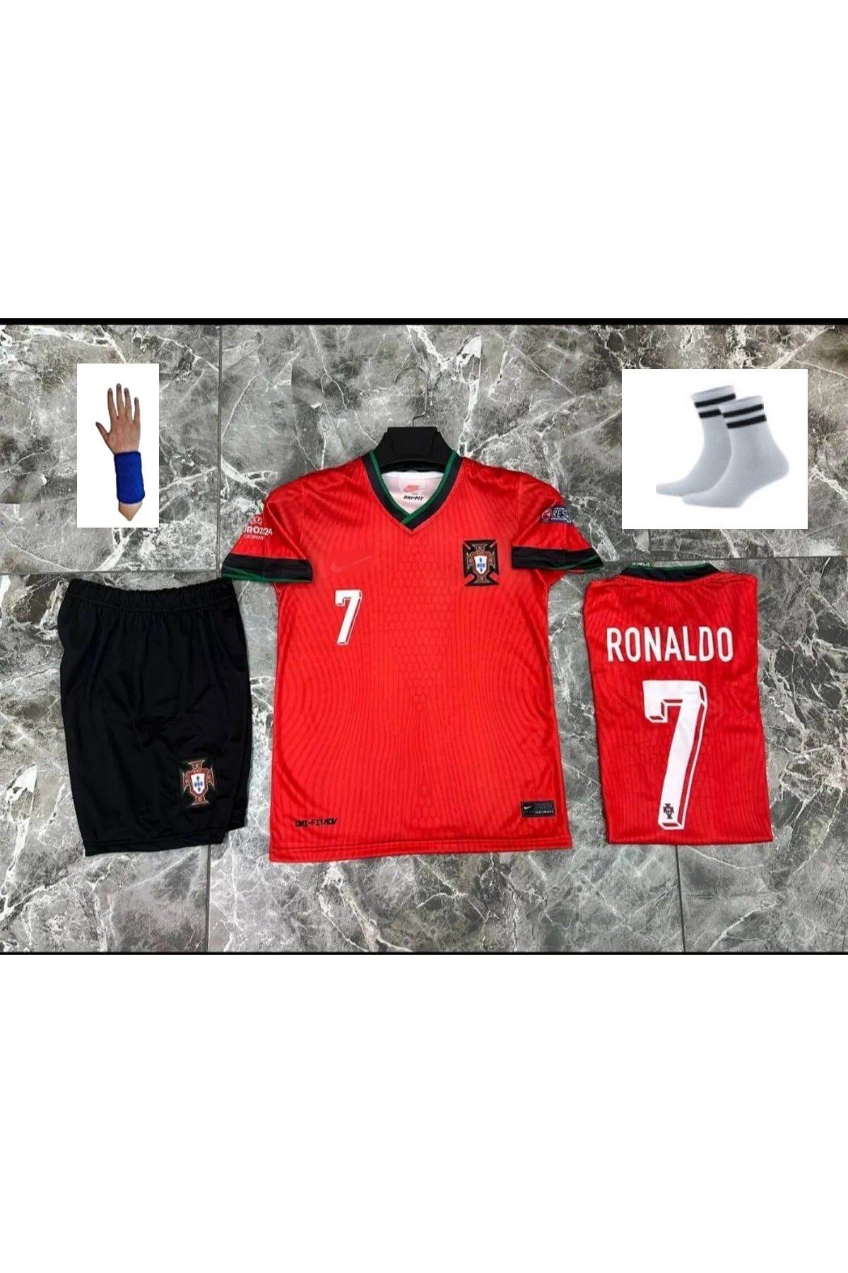 yenteks Cristiona Ronaldo Portekiz Şampiyonlar Ligi Kırmızı Siyah Çocuk Forması 4 parça