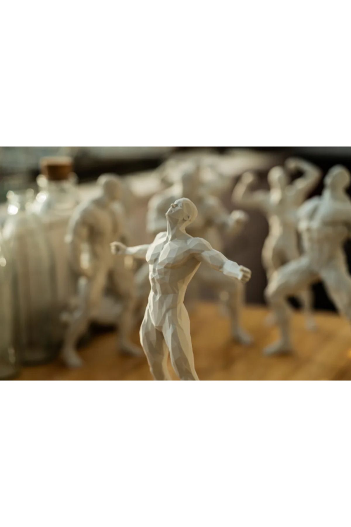 NOMOTHETIC Muscle Man Figür – Serisi 001 Dekoratif Model