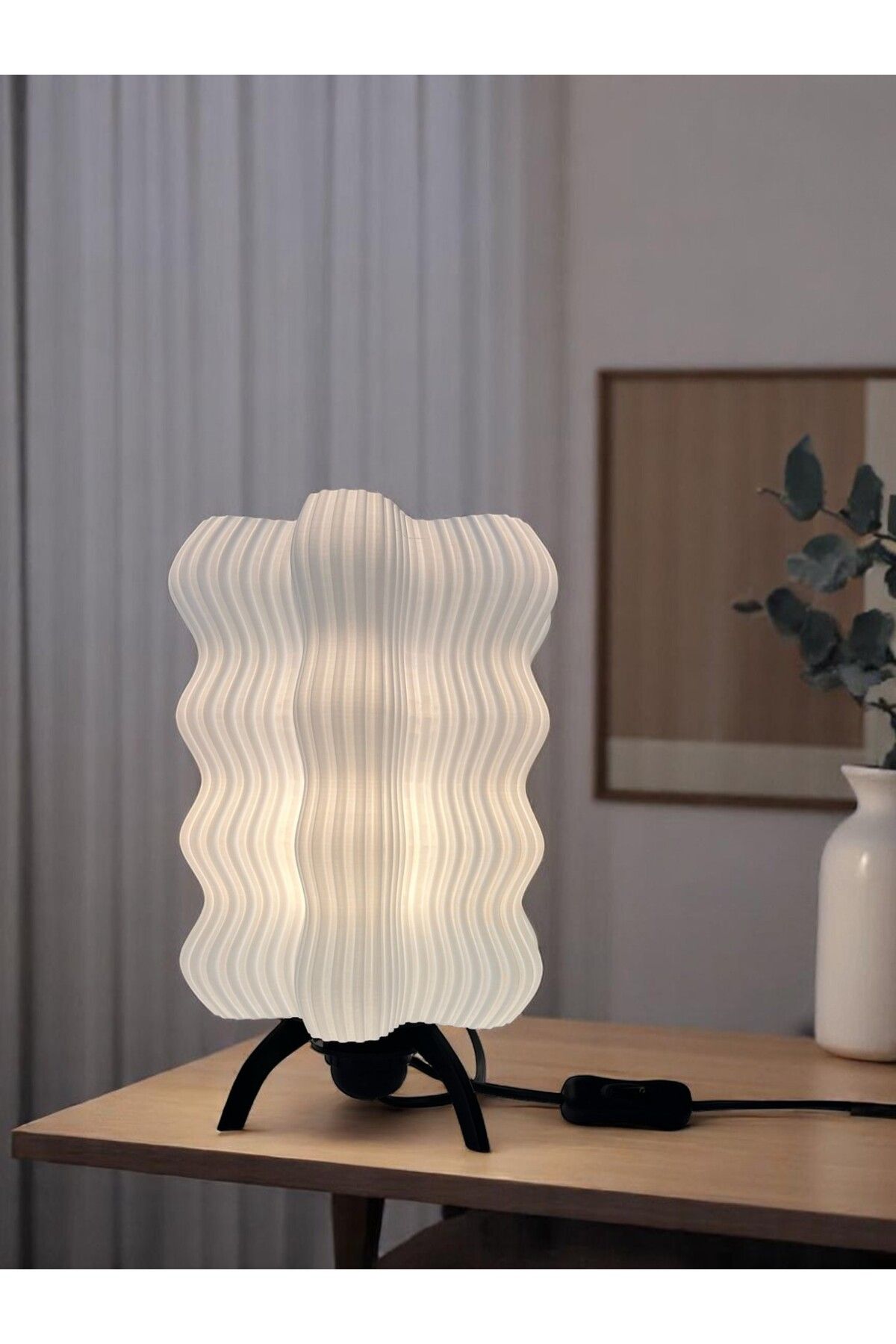 Moonart Design Wave Nordic Masa Lambası | Dalga Formlu Modern Dekoratif Obje Abajur