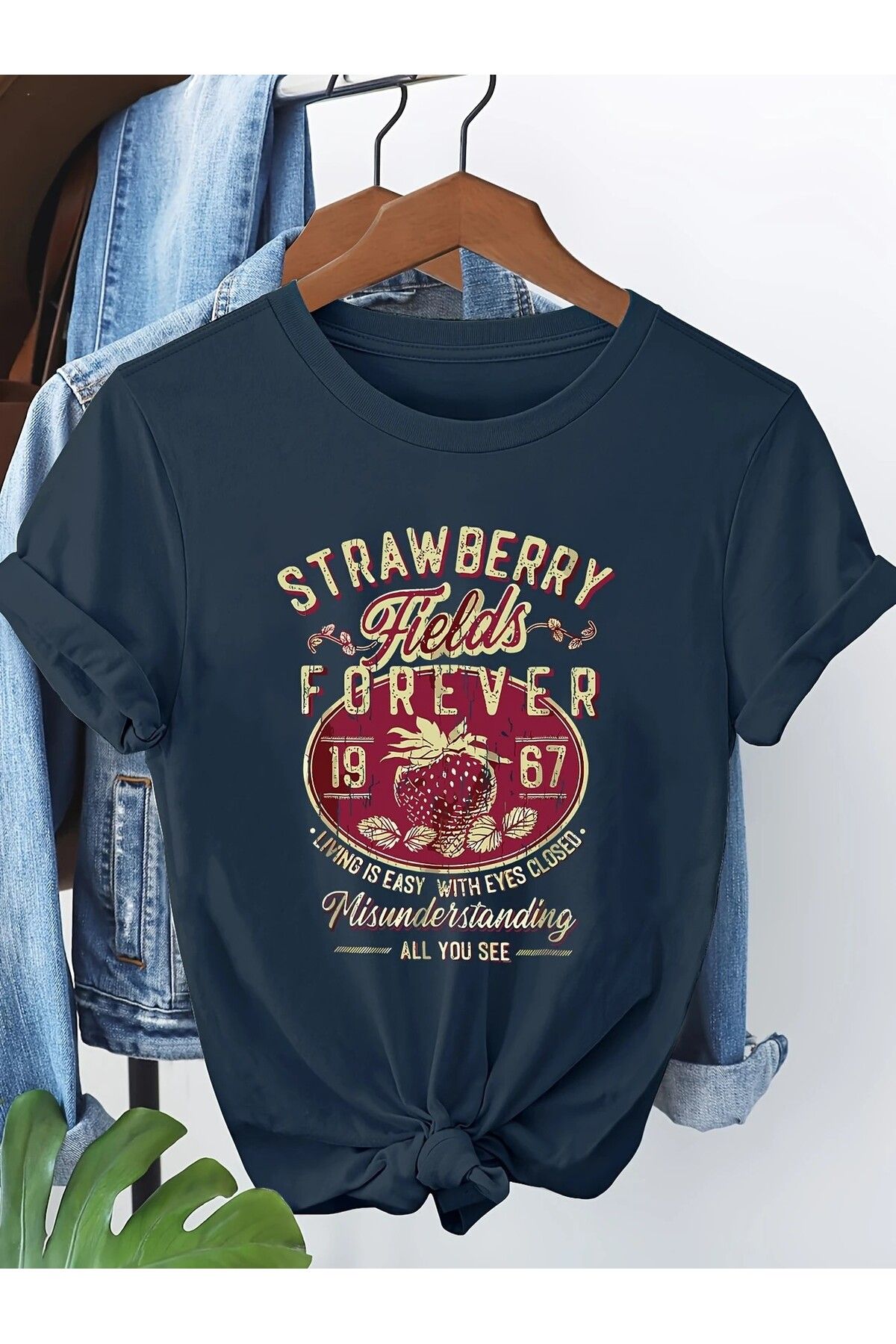 LEIVOR Stawberry Fields Baskılı Kadın T-shirt