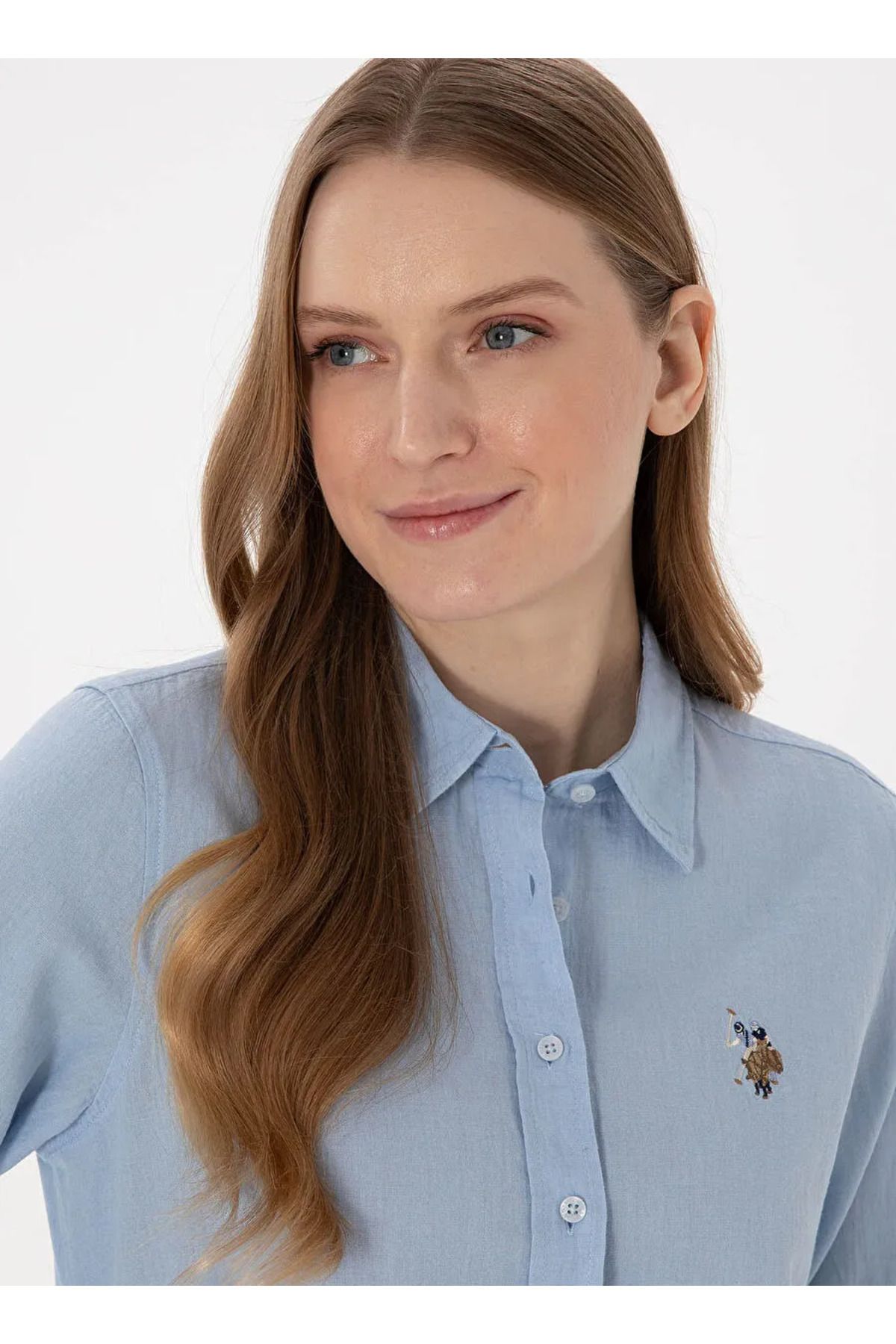 U.S. Polo Assn. U.S. Polo Assn. Mavi Kadın Klasik Regular Fit Keten Karışımlı Gömlek DMK.2087045.ELMY025Y.