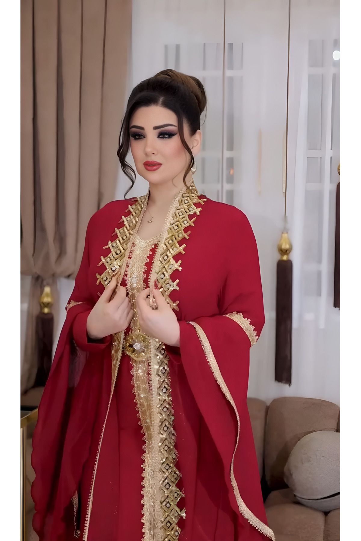 NHMODA Geniş kollu, Altın renk işlemeli,Kemer detaylı,Yöresel kaftan