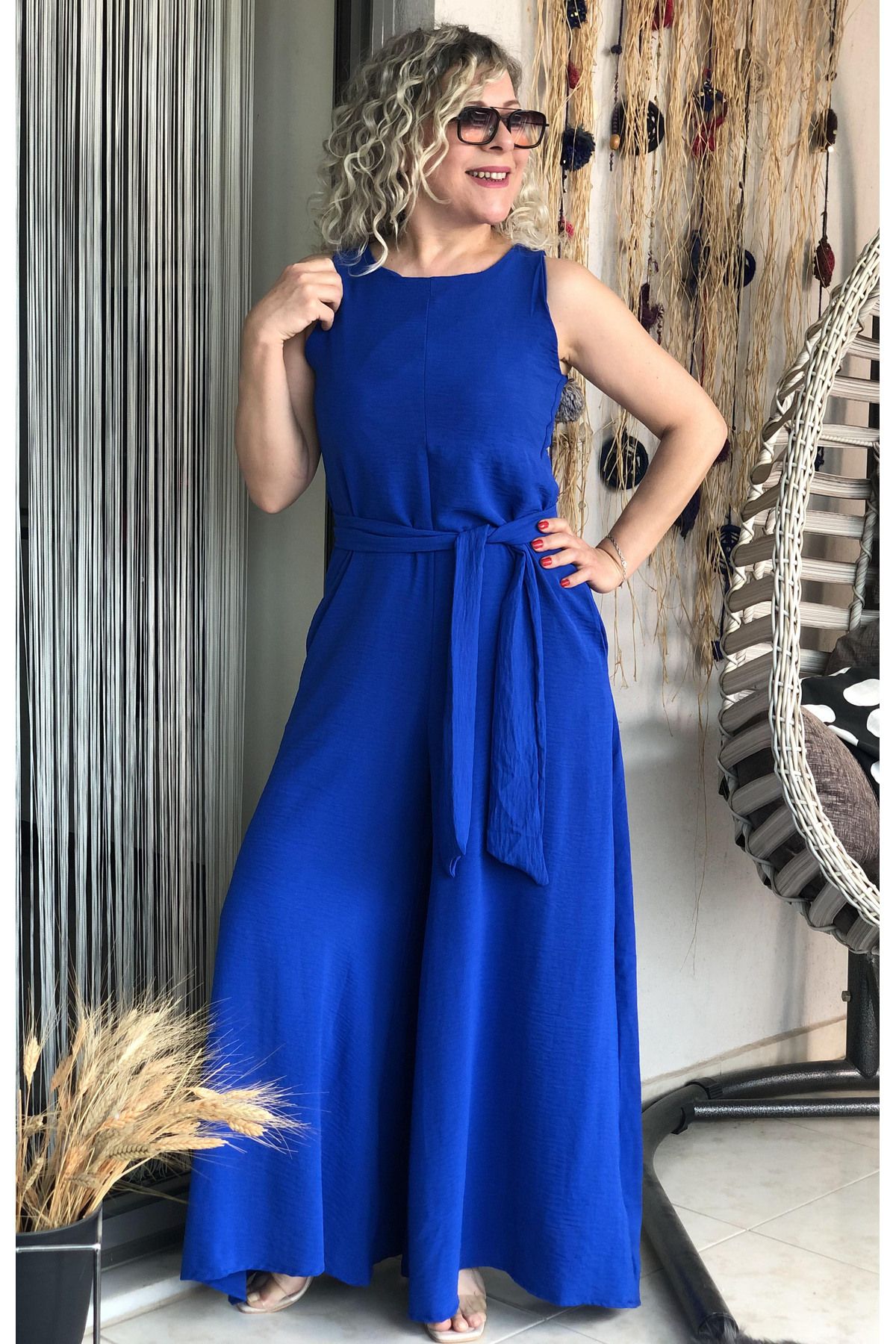 Dila Butik Sıfır Yaka Kuşaklı Tulum