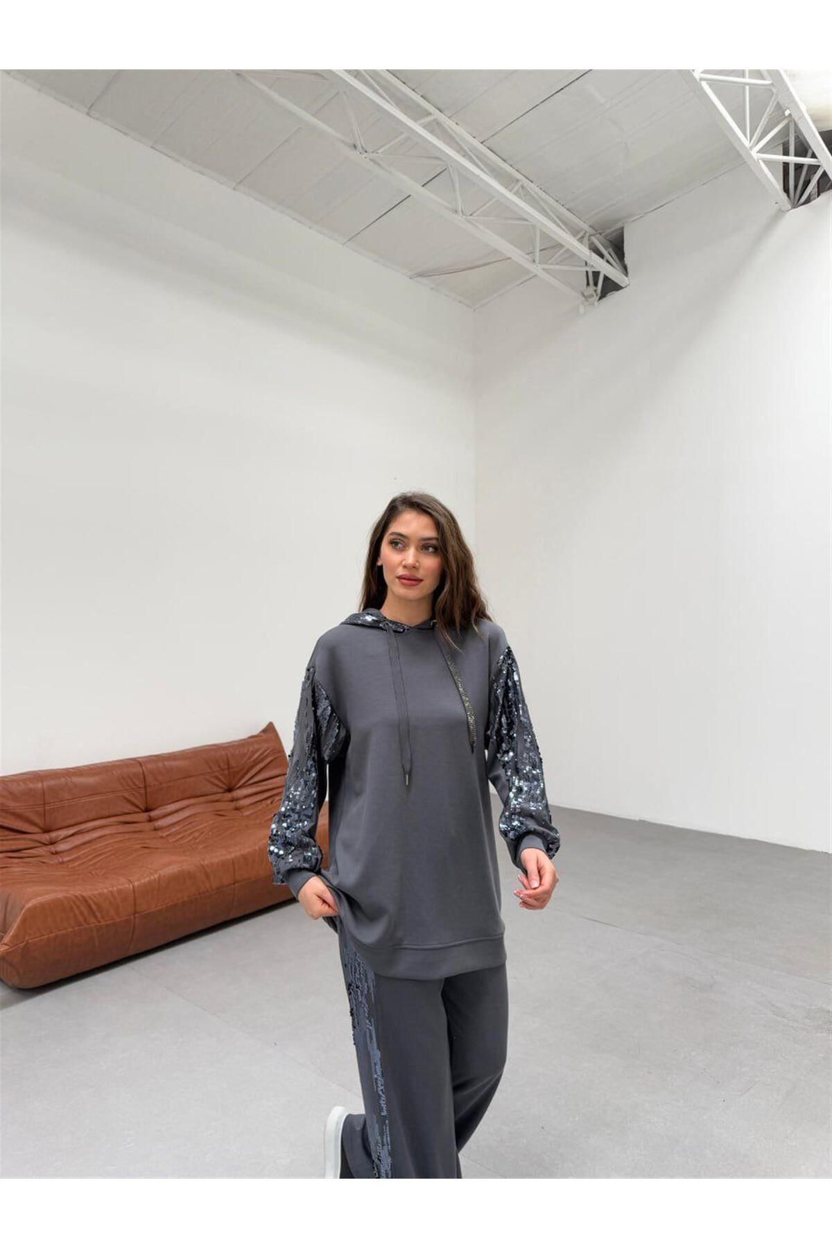 MODA 10578 Pul Payet Detaylı Kapşonlu Pantolonlu Penye Takım