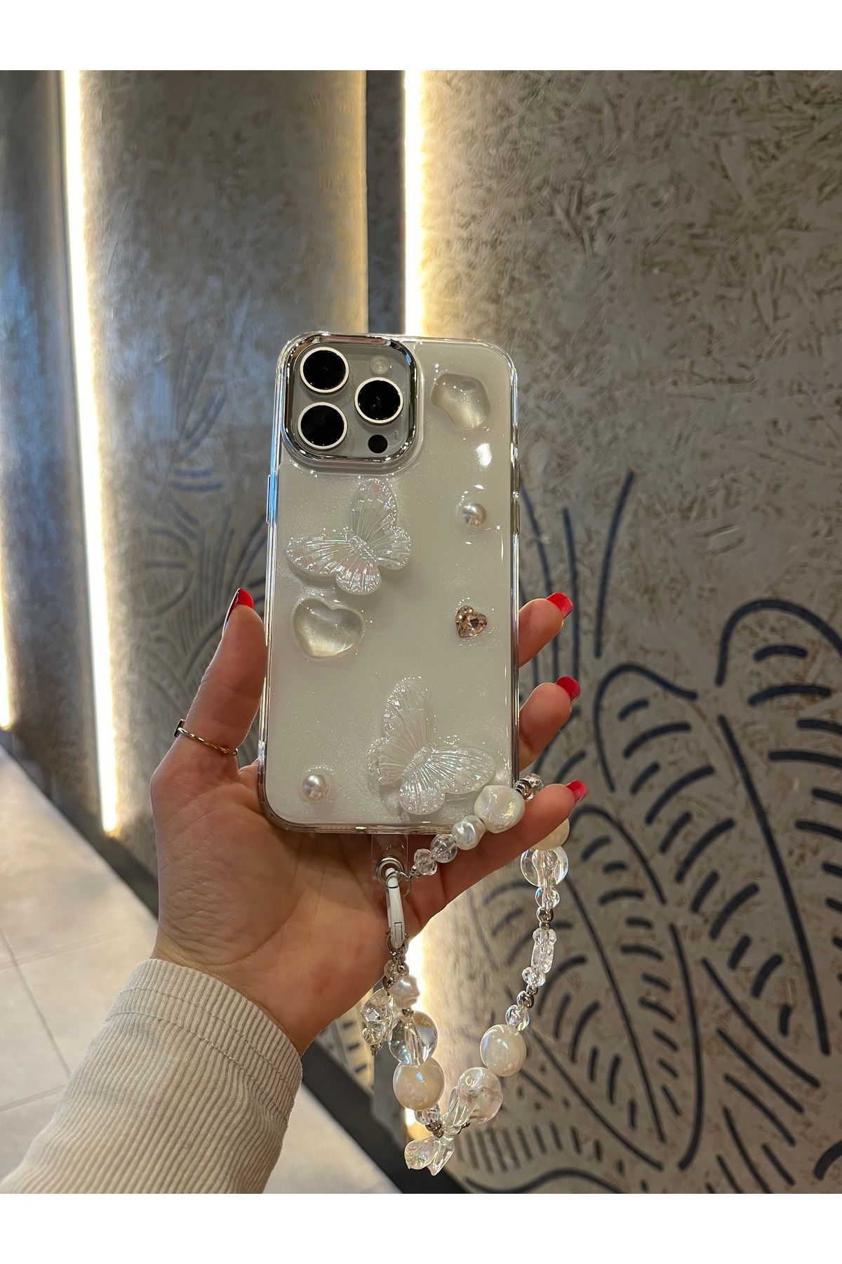 Mois Case İPhone 15 pro max Lux ışıltılı inci Charmlı Kelebekli kılıf