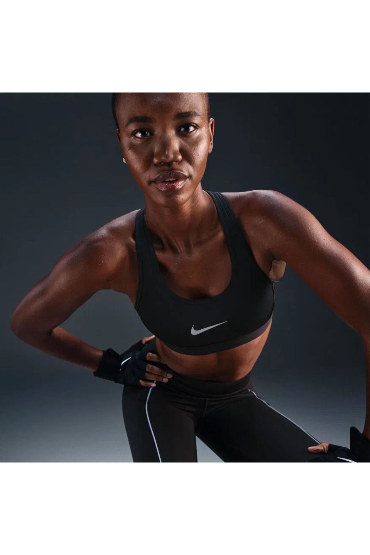 Nike Swoosh Women's Medium-Support Sports Bra Siyah Kadın Spor Sütyeni