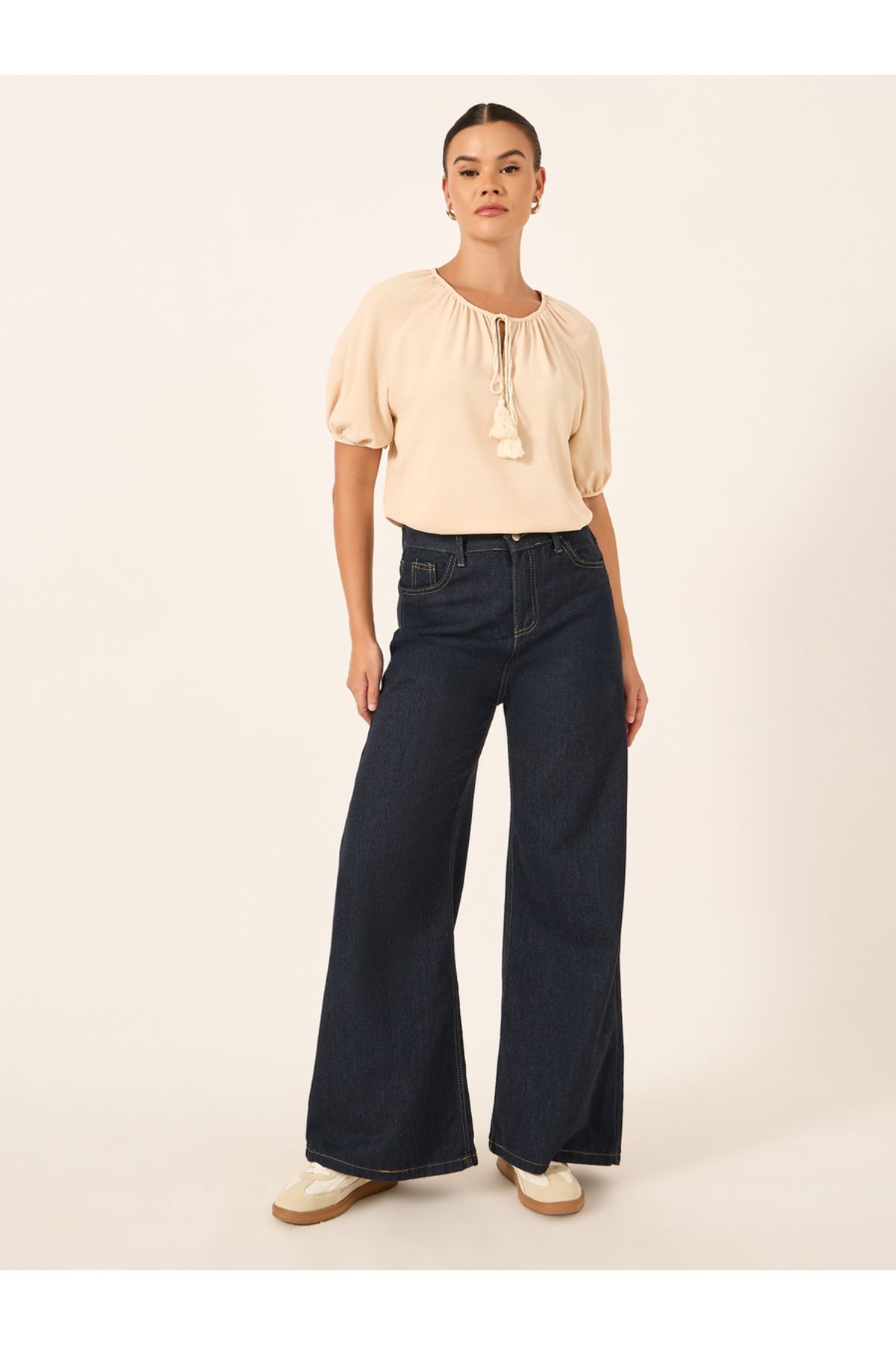 Styli-Puff Sleeve Tie-Up Neck Blouse 2