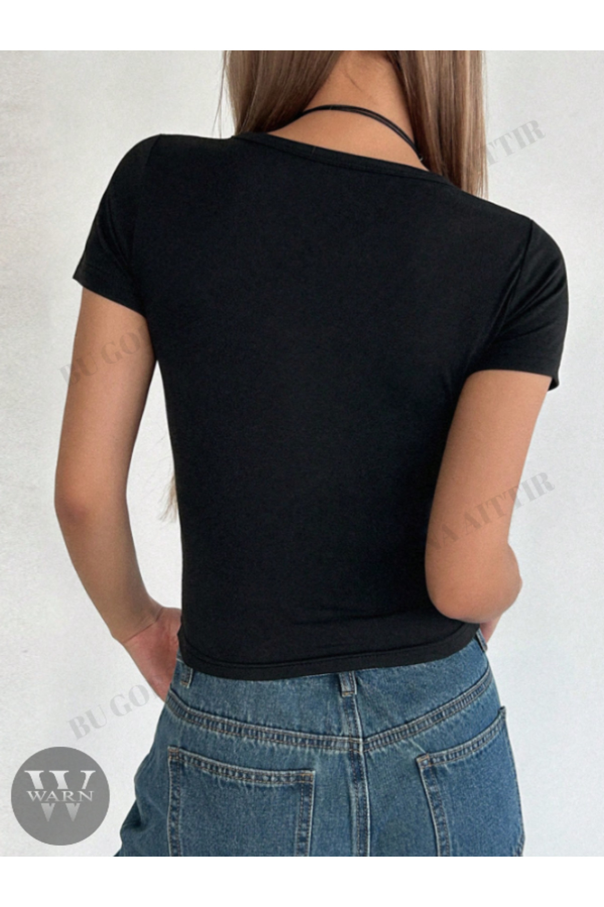 warn  Kadın Siyah Önü Çıtçıtlı Patlı Likralı Kısa Kol Body Crop - Görsel 4
