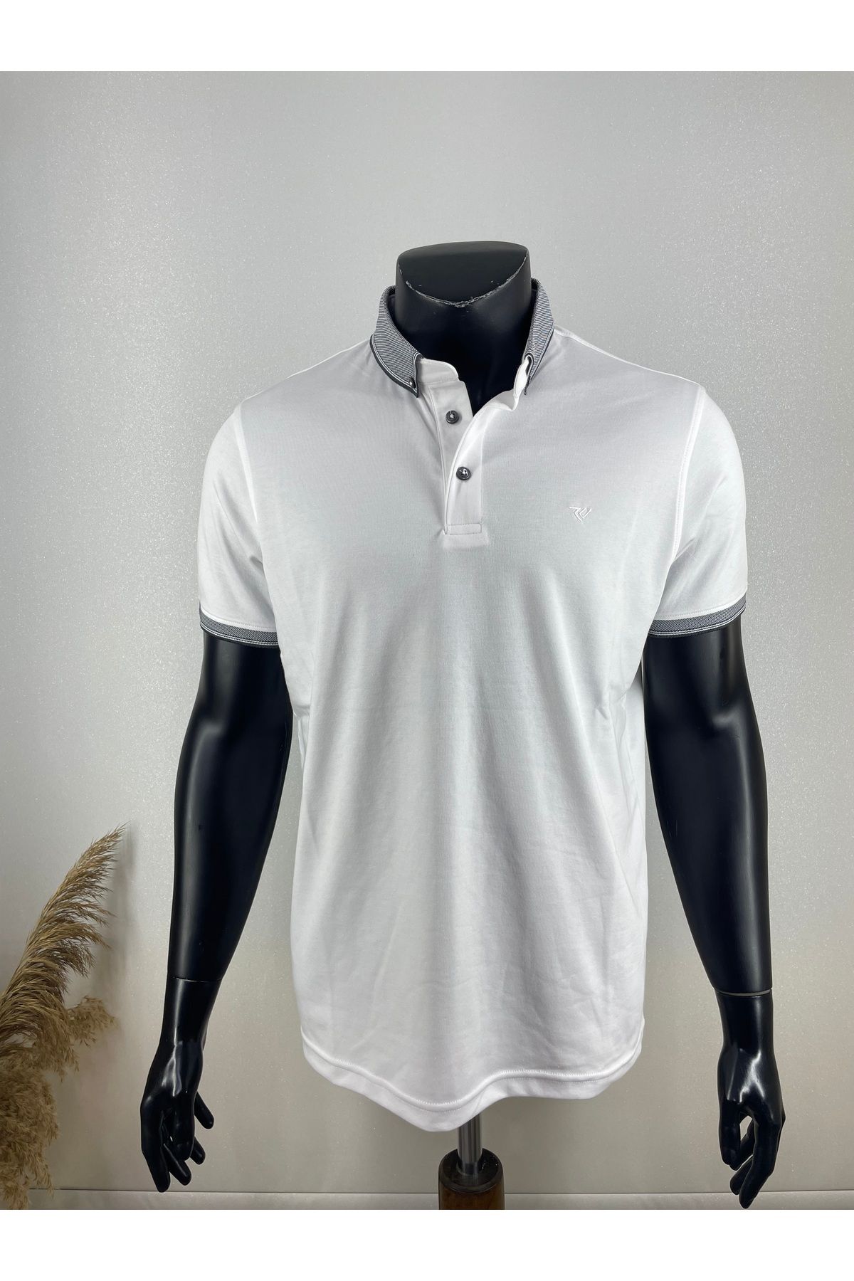 Sadık Collection Erkek Büyük Beden Polo Yaka Düğmeli Cepsiz Kolları Ribanalı Merserize Kumaş T-shirt 1000