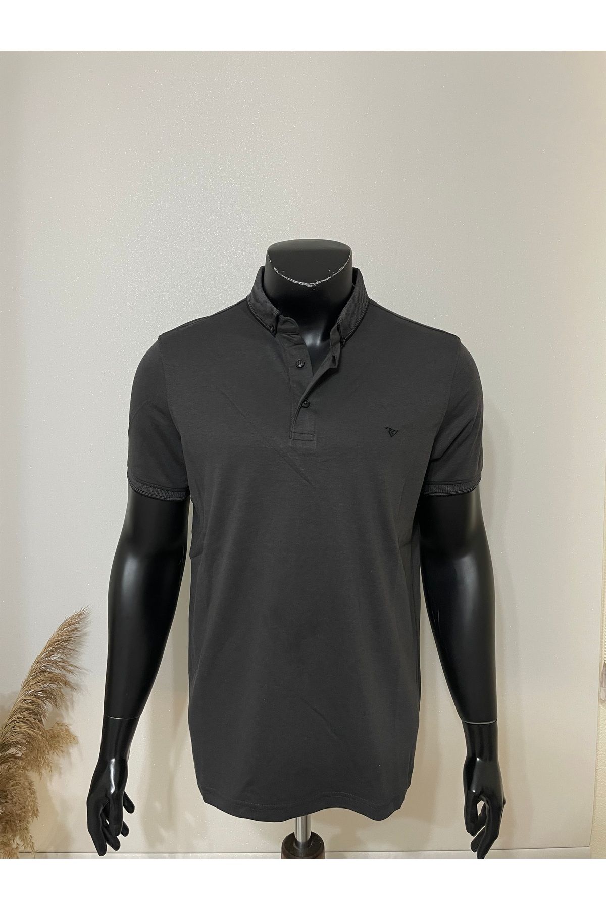 Sadık Collection Erkek Büyük Beden Polo Yaka Düğmeli Cepsiz Kolları Ribanalı Merserize Kumaş T-shirt 1000