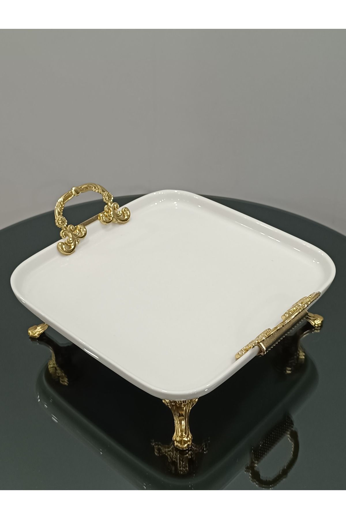 PARILTI HOME COLLECTİON Porselen Sunum Tabağı Gold Kulplu ve Ayaklı