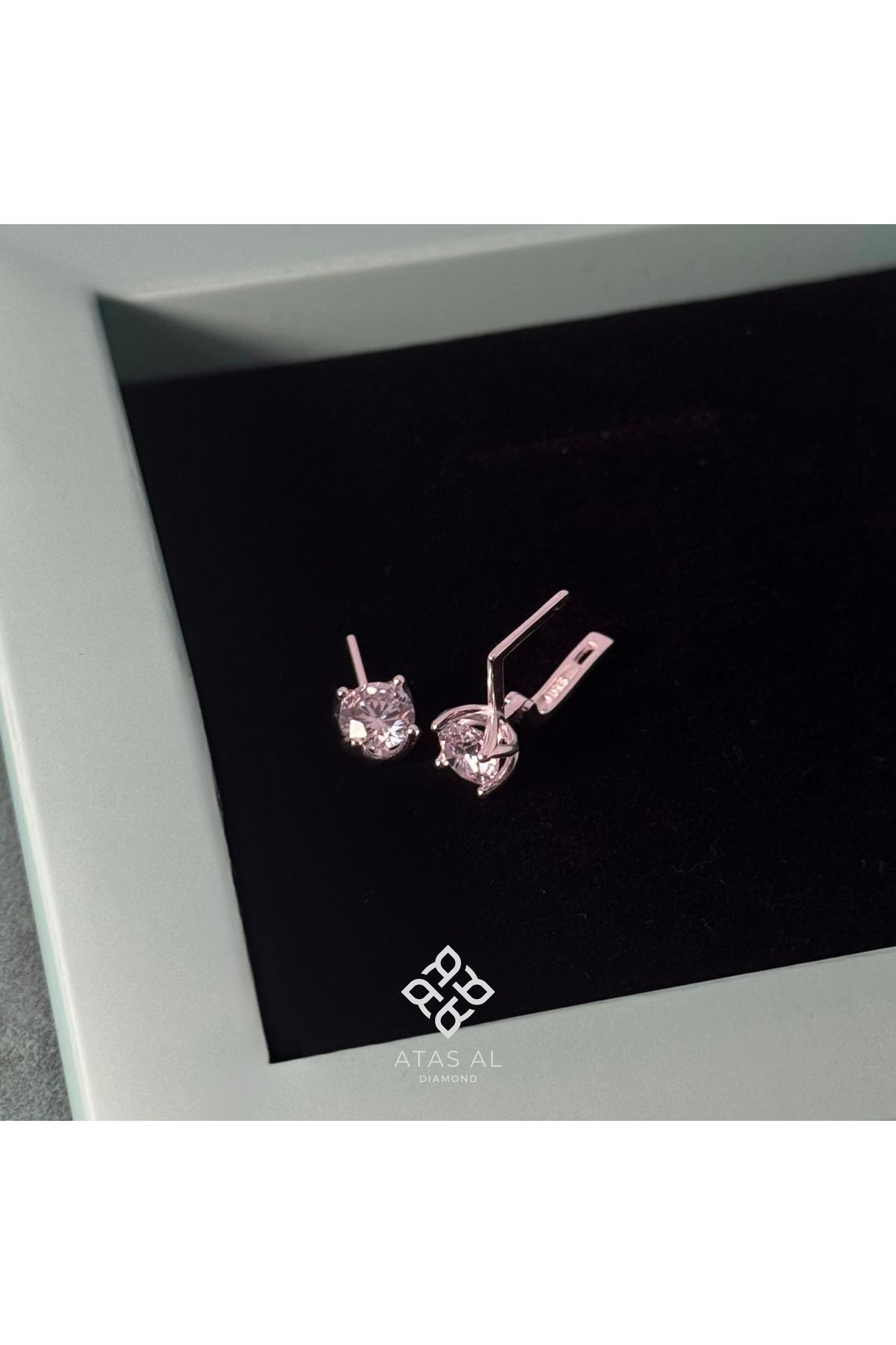 Atas Al Diamond Büyük Tek Taş 925 ayar Gümüş Klipsli Küpe