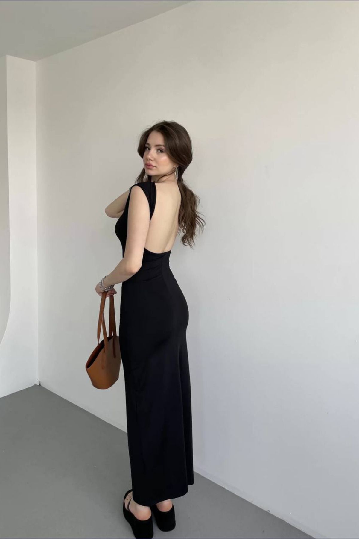 MOZENA Sırt Dekolteli Kolsuz Soft Touch Maxi Basic Elbise