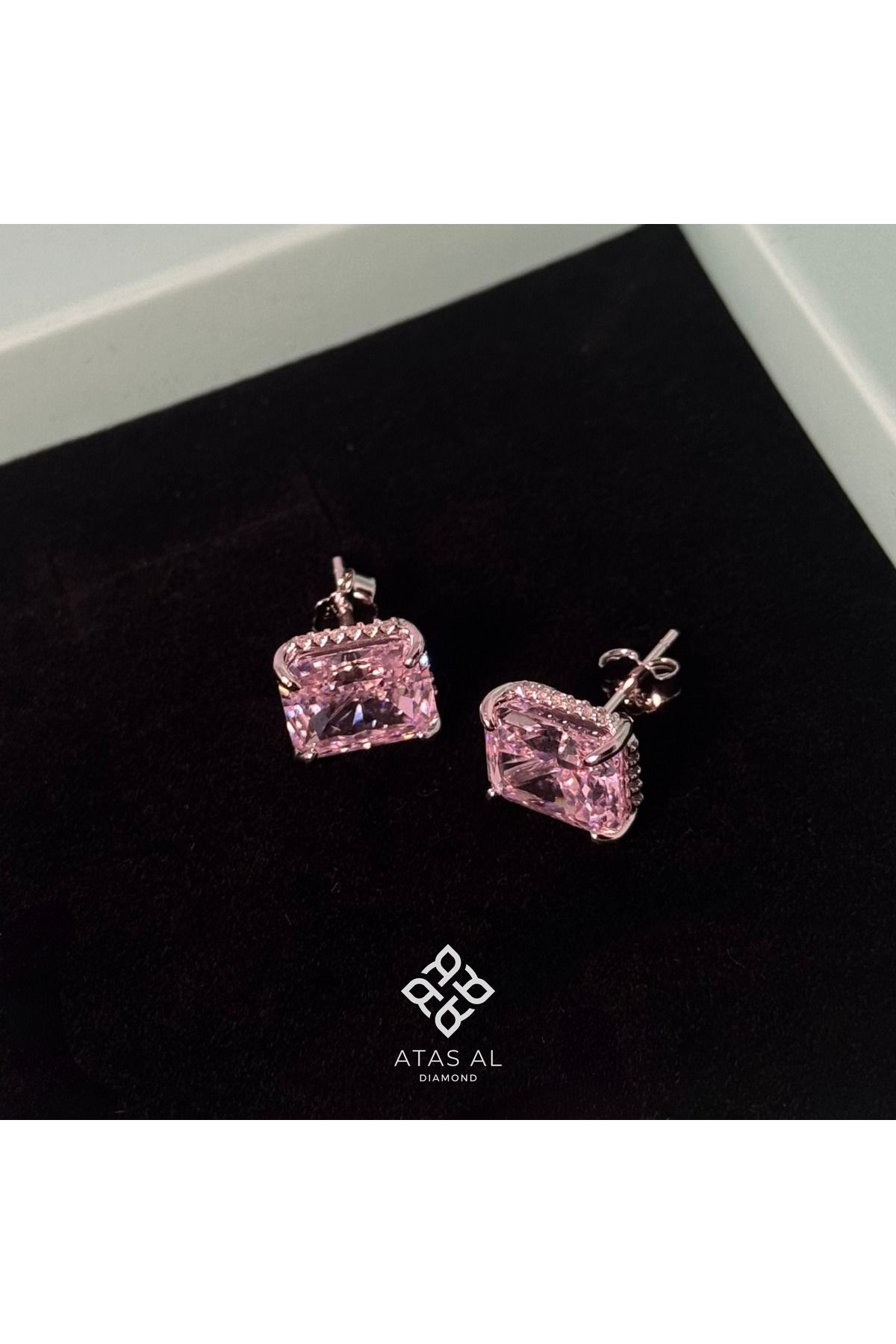 Atas Al Diamond Pembe Elmas Kesim Taş İşlemeli 925 ayar Gümüş Küpe