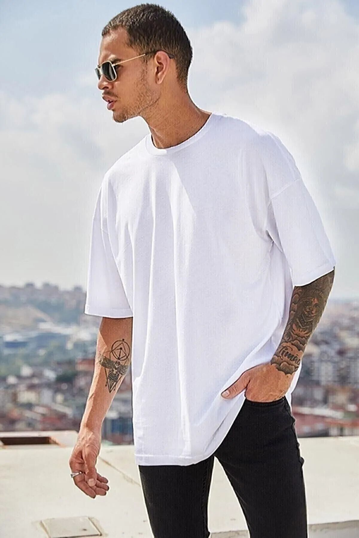 Syndra Unisex Oversize Beyaz Bol Kesim Tshirt