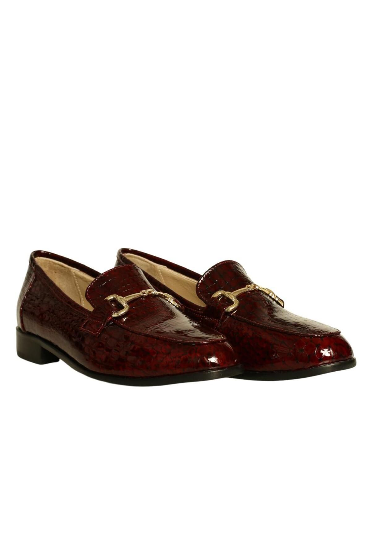 Platin Bordo Rugan Kadın Tokalı Loafer