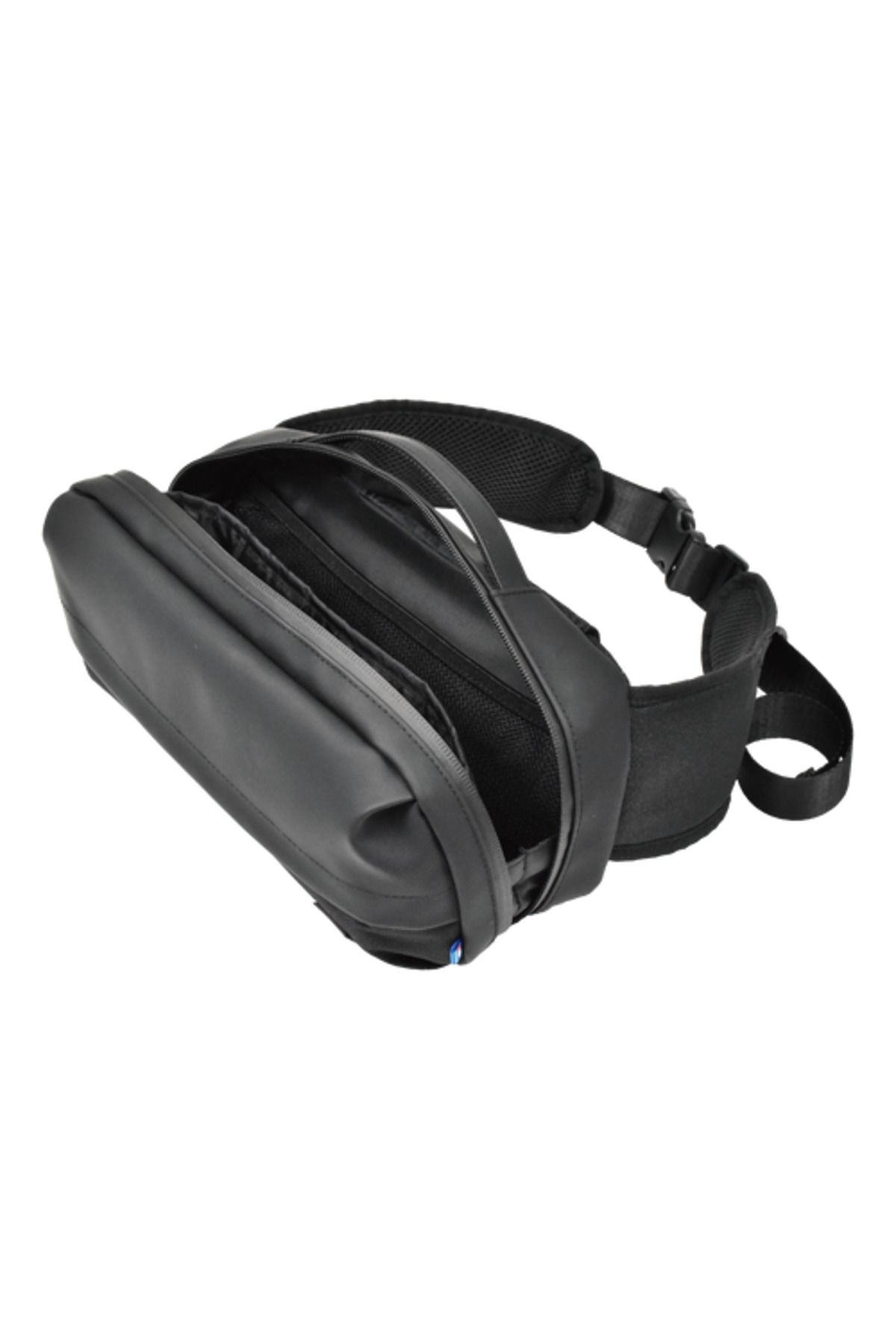 Hori-Adventure Pack (Black) 2