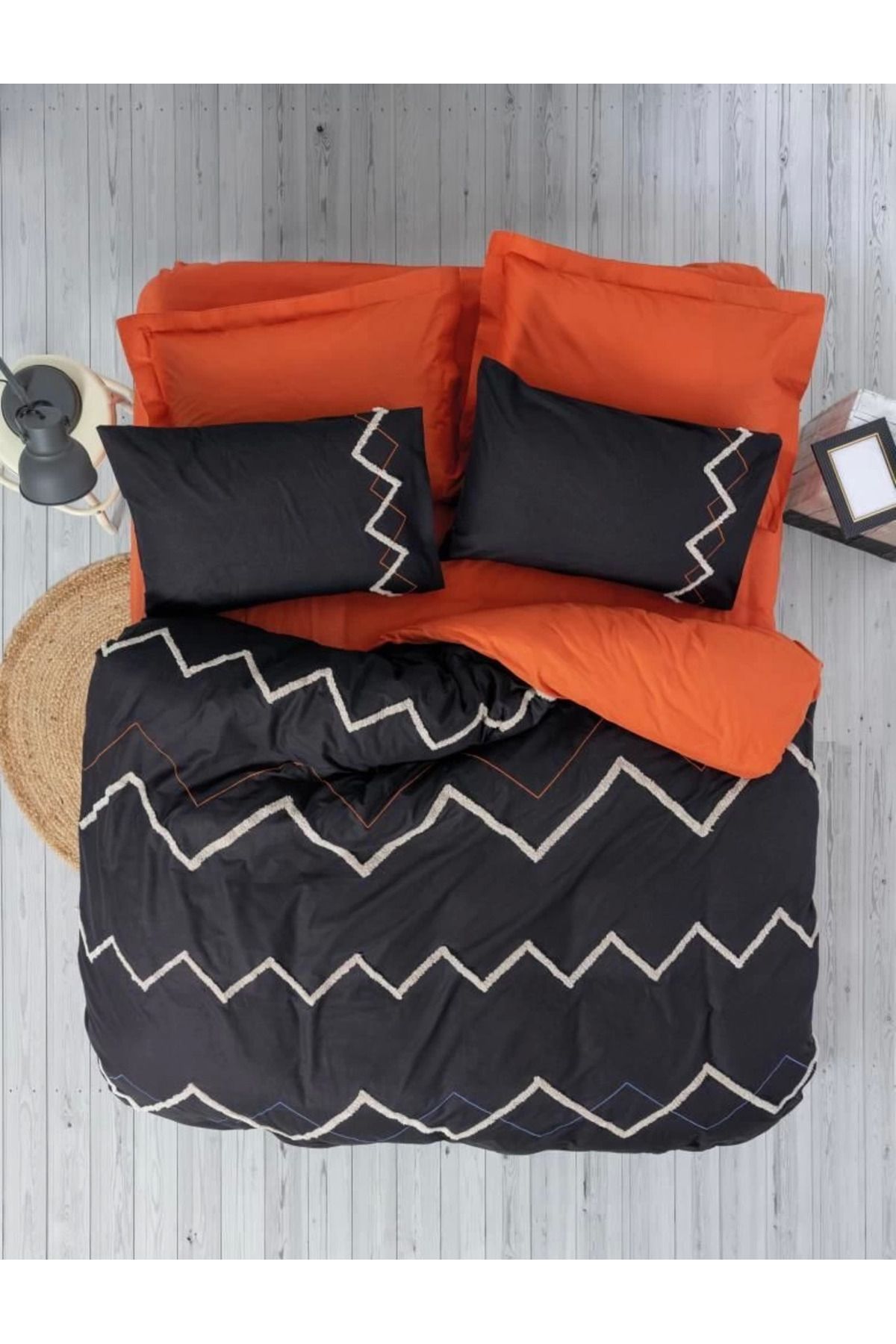ÖYKÜ VE YİĞİT Cotton Box Puf Nakışlı Ranforce Çift Kişilik Nevresim Takımı Mirely Siyah Kiremit