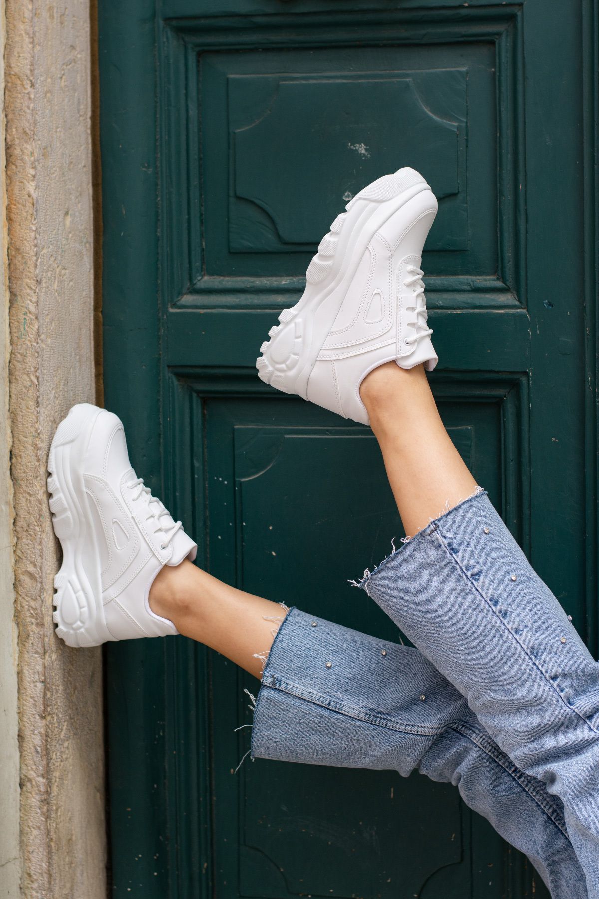 Trendpink Beyaz Günlük Kadın Spor Ayakkabı Bağcıklı Kalın Hafif Yüksek Taban Sneaker