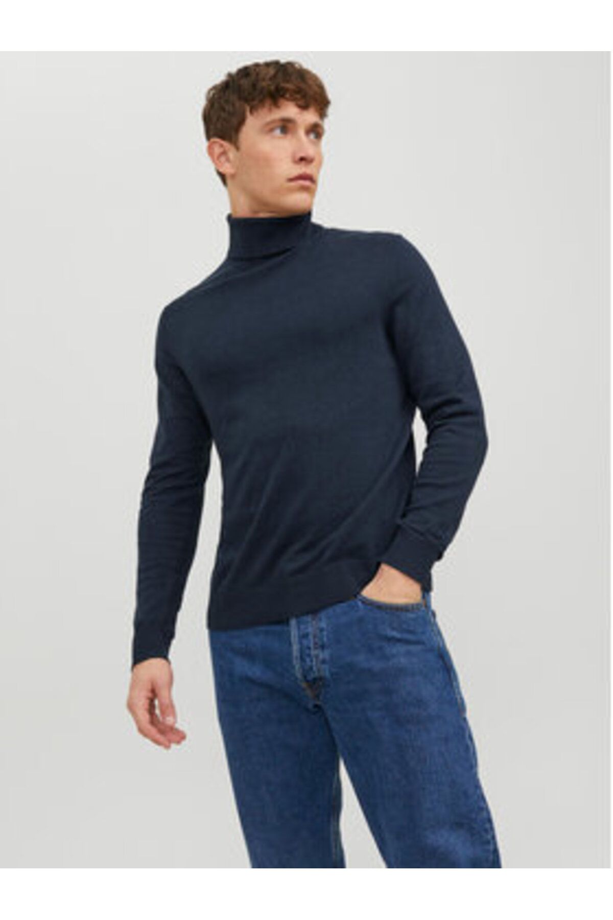 complete the look image