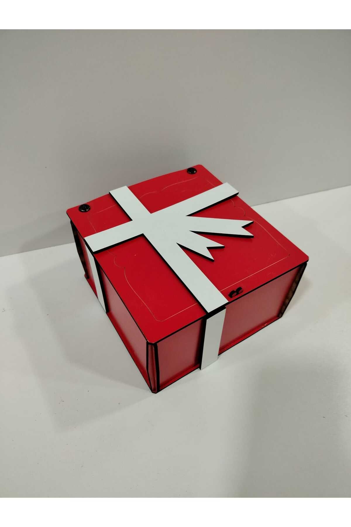 Vuslat Hediyelik Kırmızı Ahşap Hediye Kutusu (15x15 cm) Yükseklik 9cm Dekor Beyaz