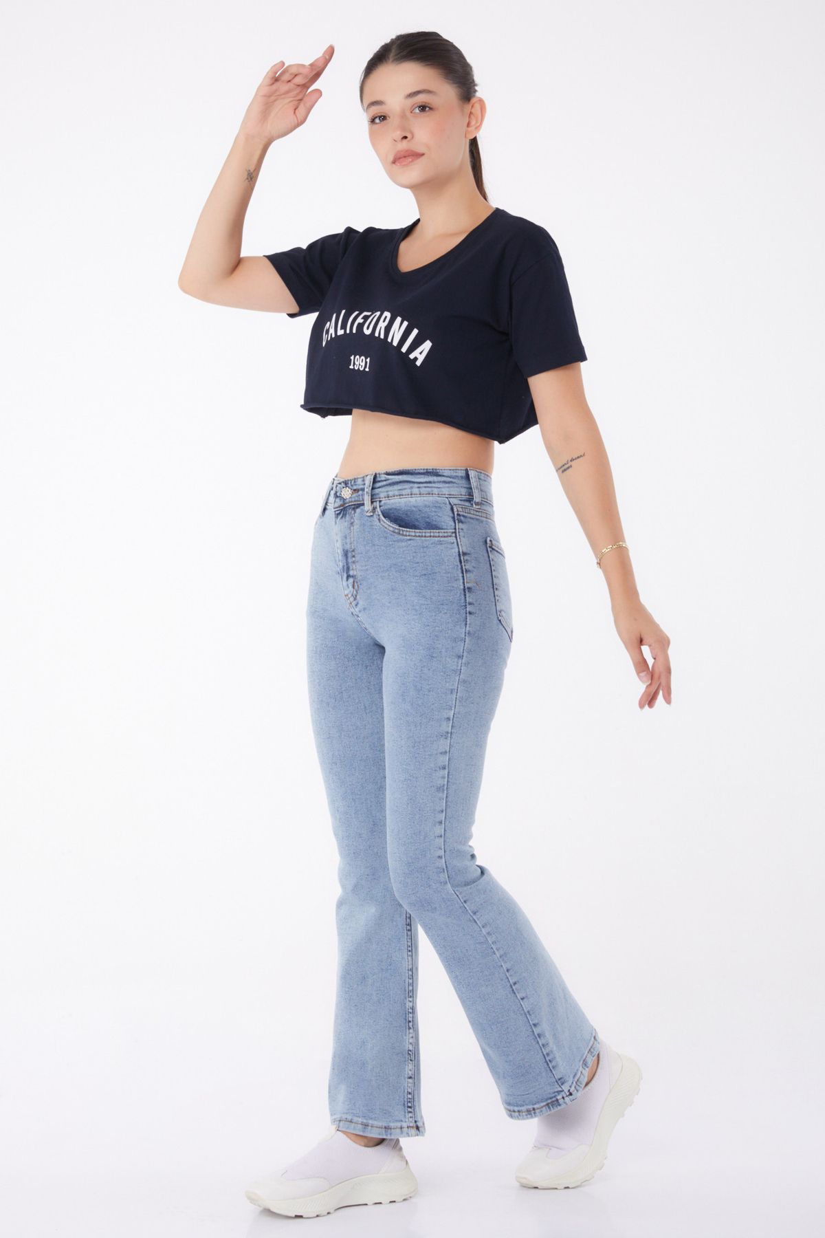 TOFİSA Jeansy Dzwony Ice Blue - Kobieta - 46