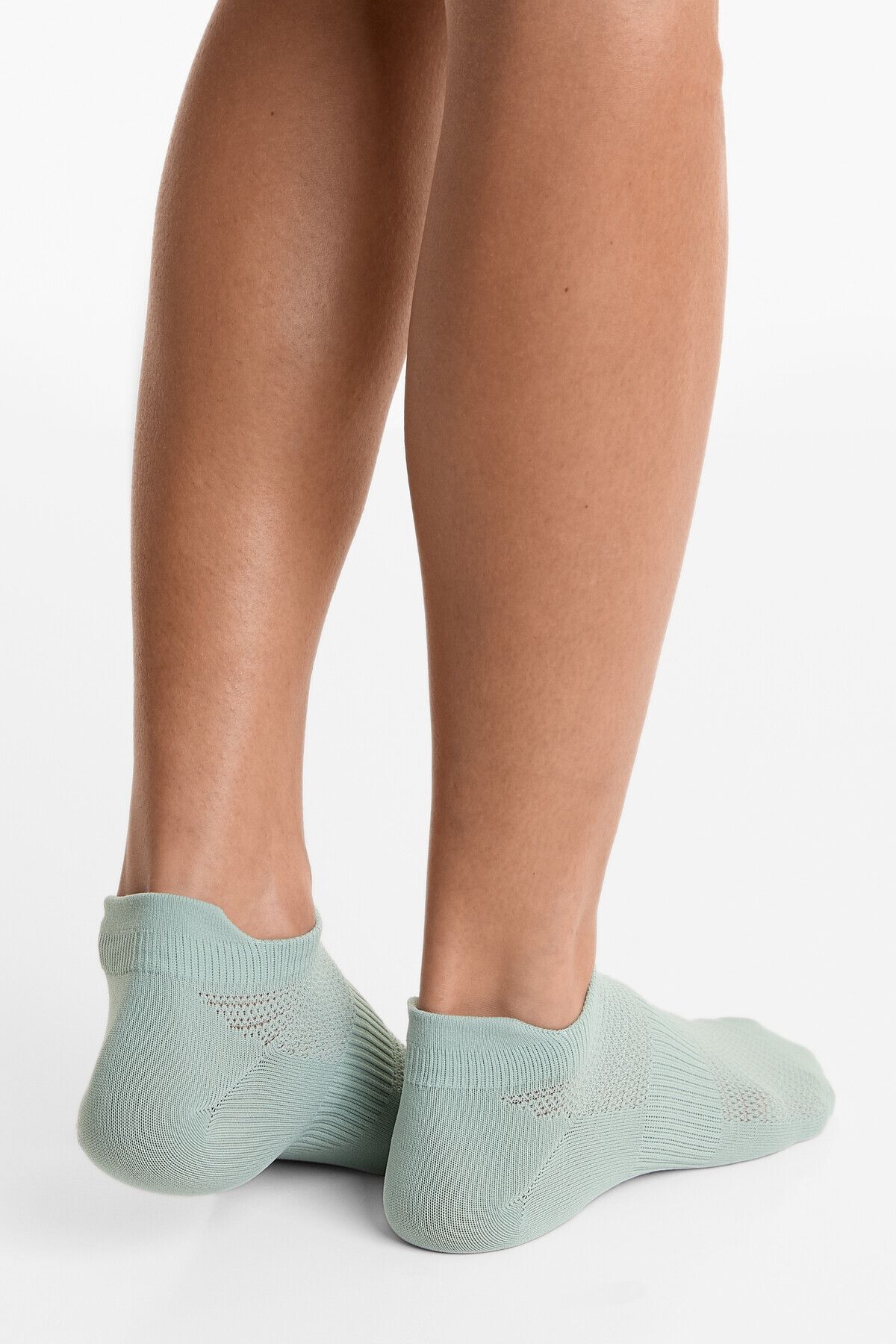 Oysho-3 pairs of polyamide blend sneaker socks with heel tab 3