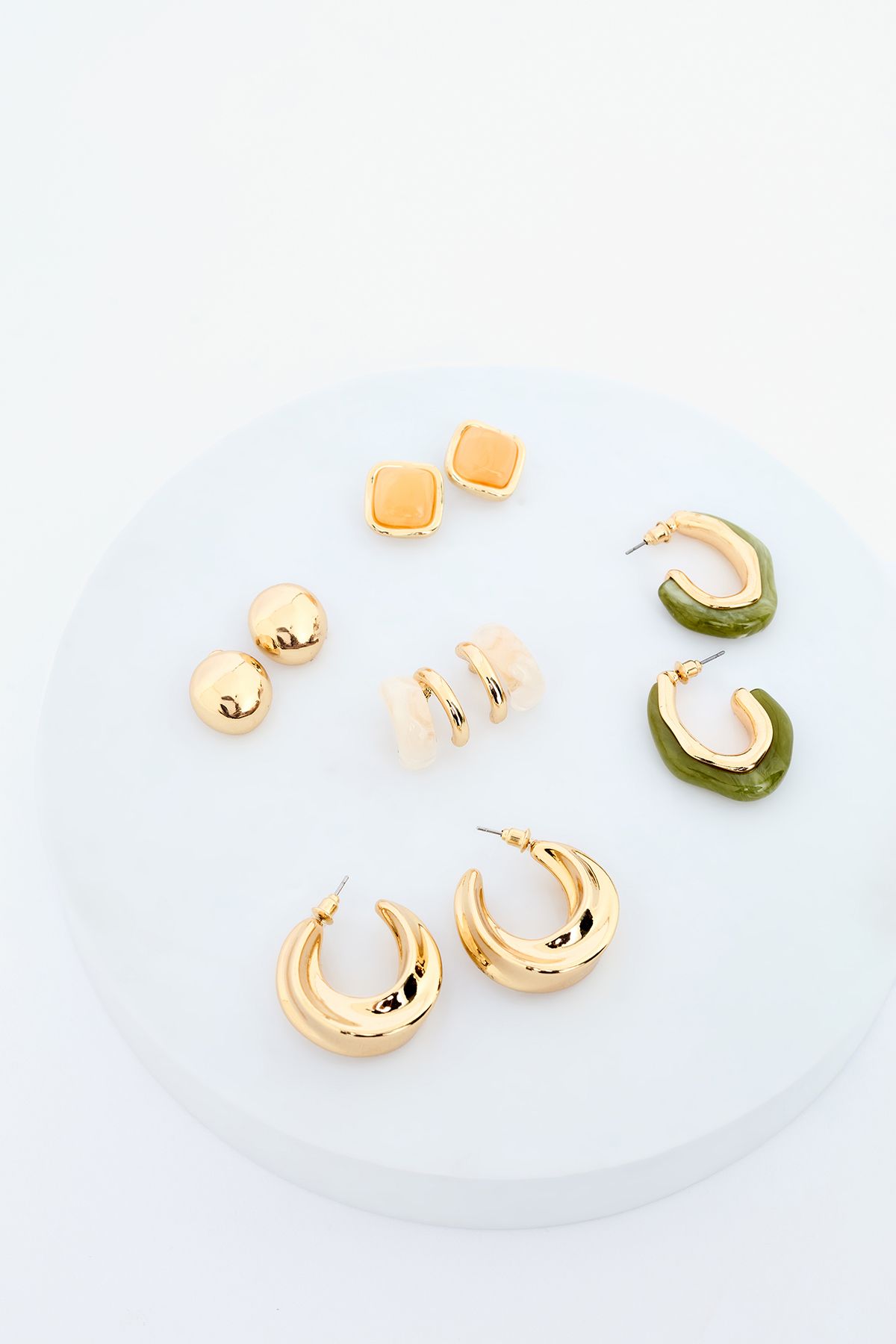 Penti-Meloni Goldfarbenes Ohrring-Set 2