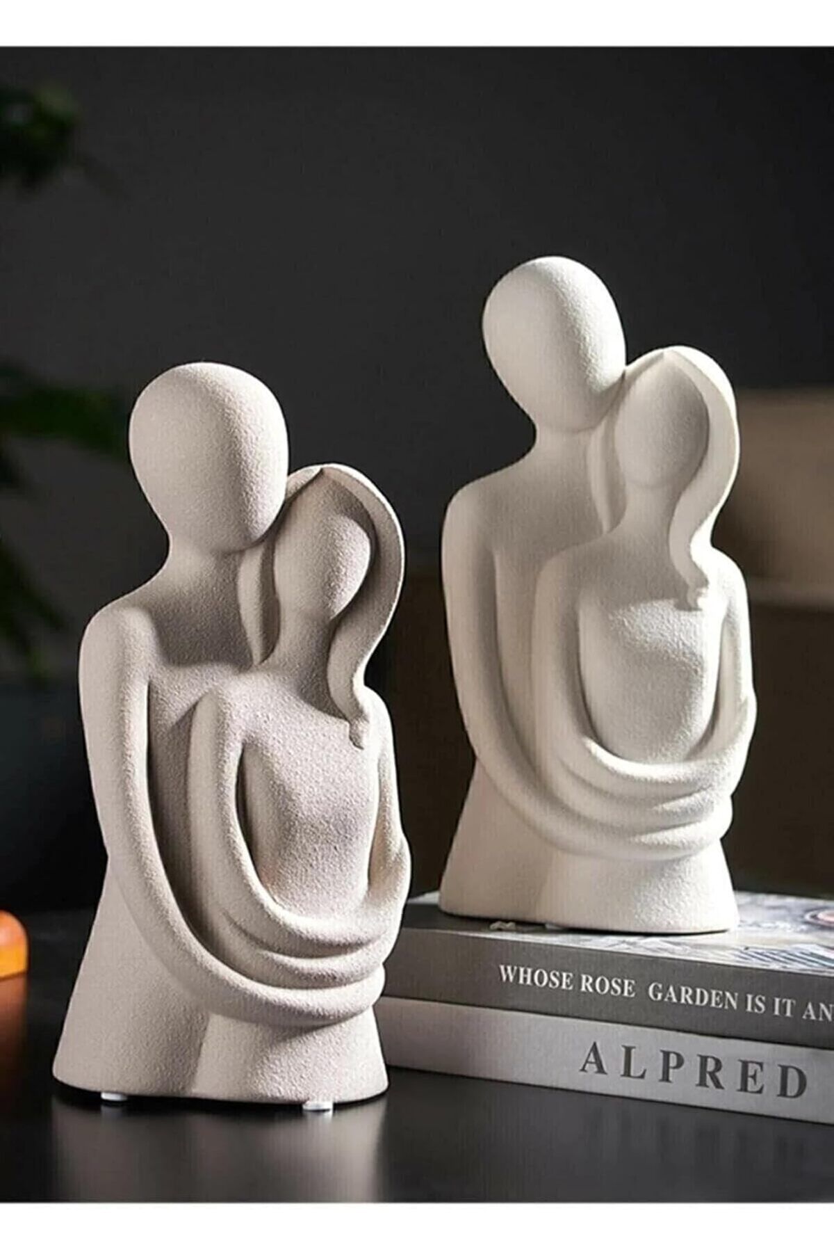 STOREMAX OZN Sevgili Aşıklar Sarılmış Biblo Dekoratif Obje OZNstre 1094633