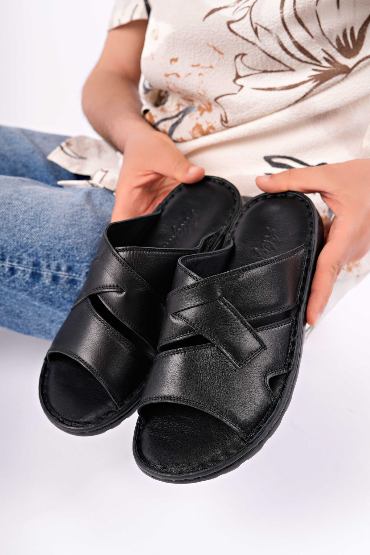 Akgün Terlik Erkek Hakiki Deri Siyah Comfort Taban Rahat Terlik