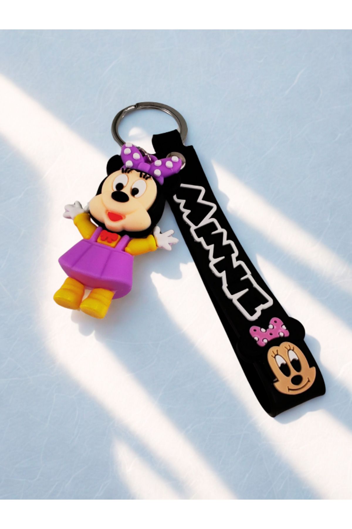 Shuttle Park Minnie Mouse 3D Silikon Anahtarlık Figür Hediyelik Aksesuar