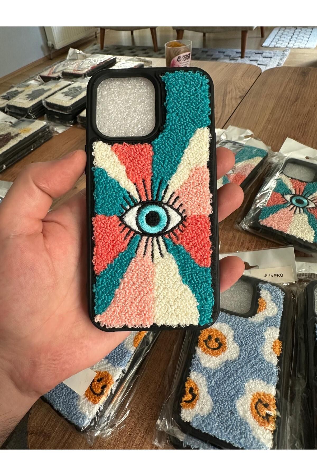 Dream İPHONE 15 PRO EL YAPIMI PUNCH İŞLEMELİ TELEFON KILIFI (2 MODEL)