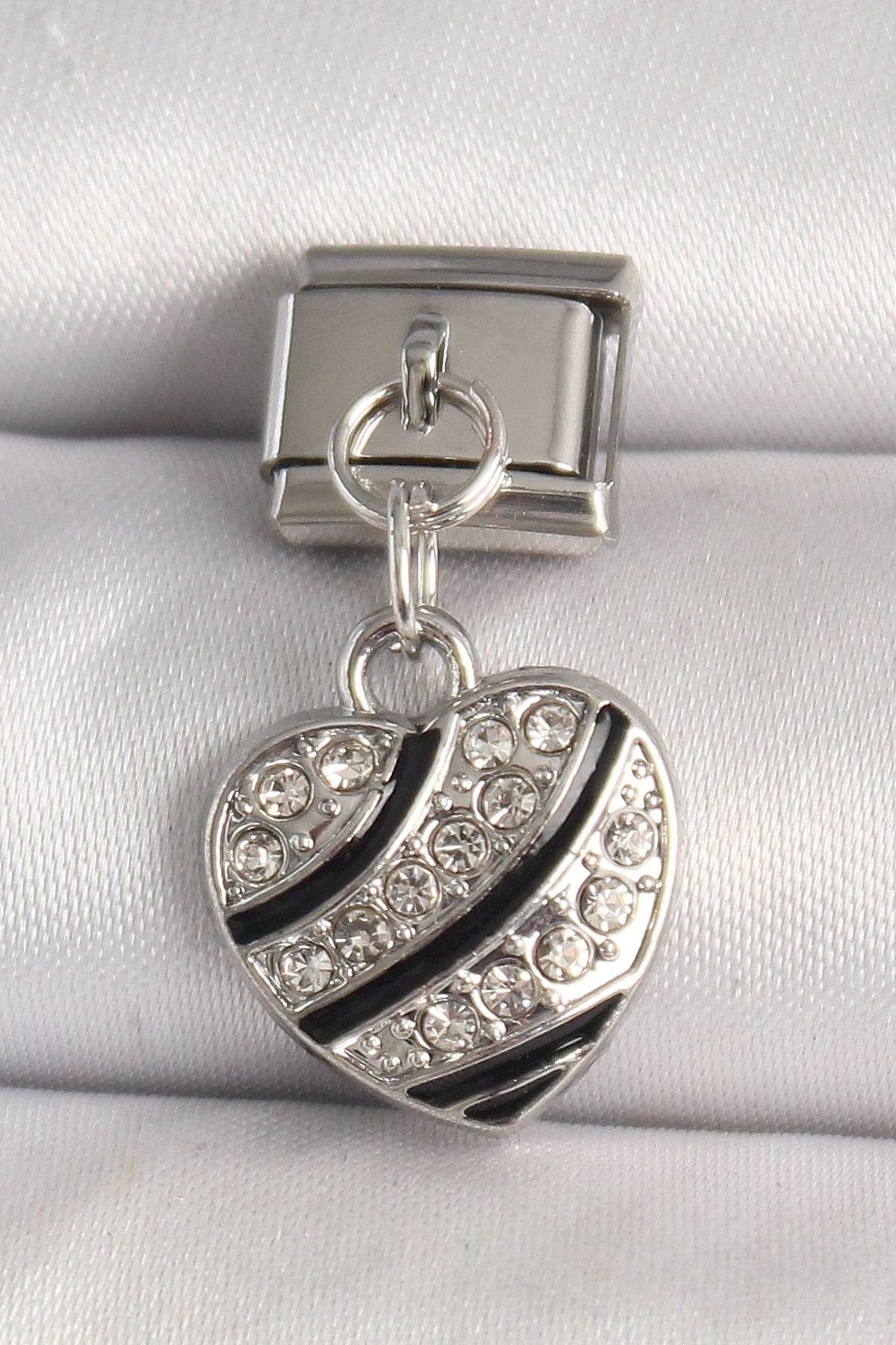 STOREMAX 316L Çelik Gümüş Renk Zirkon Taşlı Kalp Model Nomination Charm