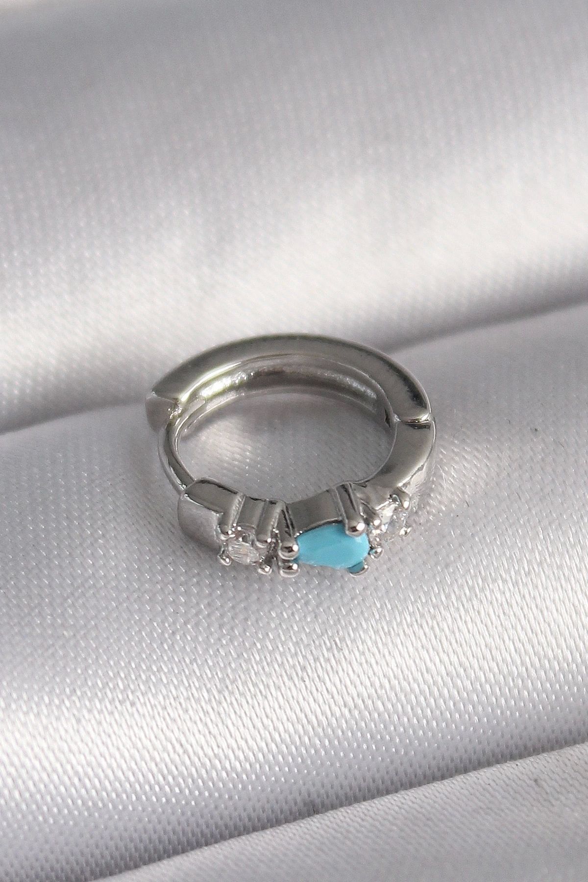 No8 Home 316L Çelik Gümüş Renk Zirkon Taşlı Mavi Boncuk Detay Tragus Piercing