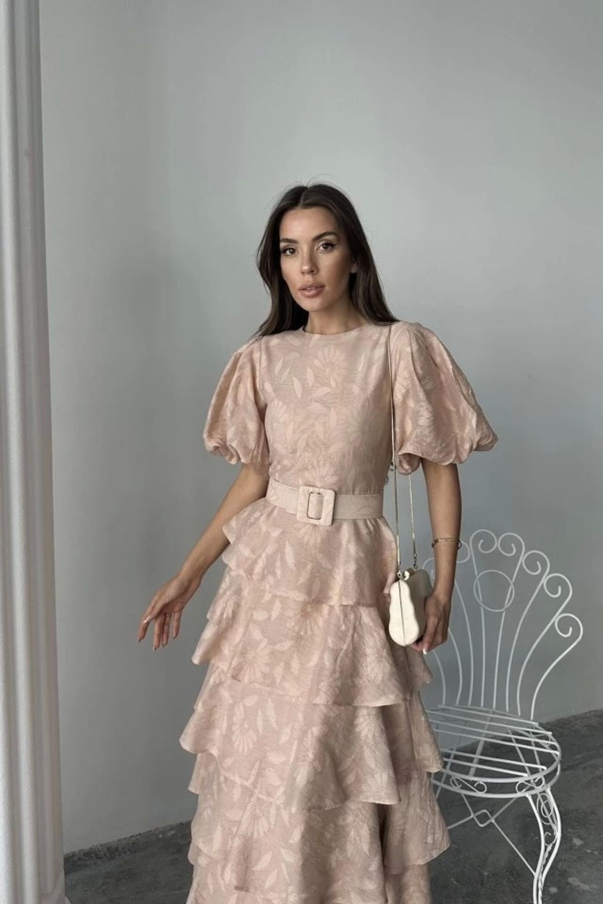 Butik Bej Kat Kat Balon Kollu Kemerli Elbise