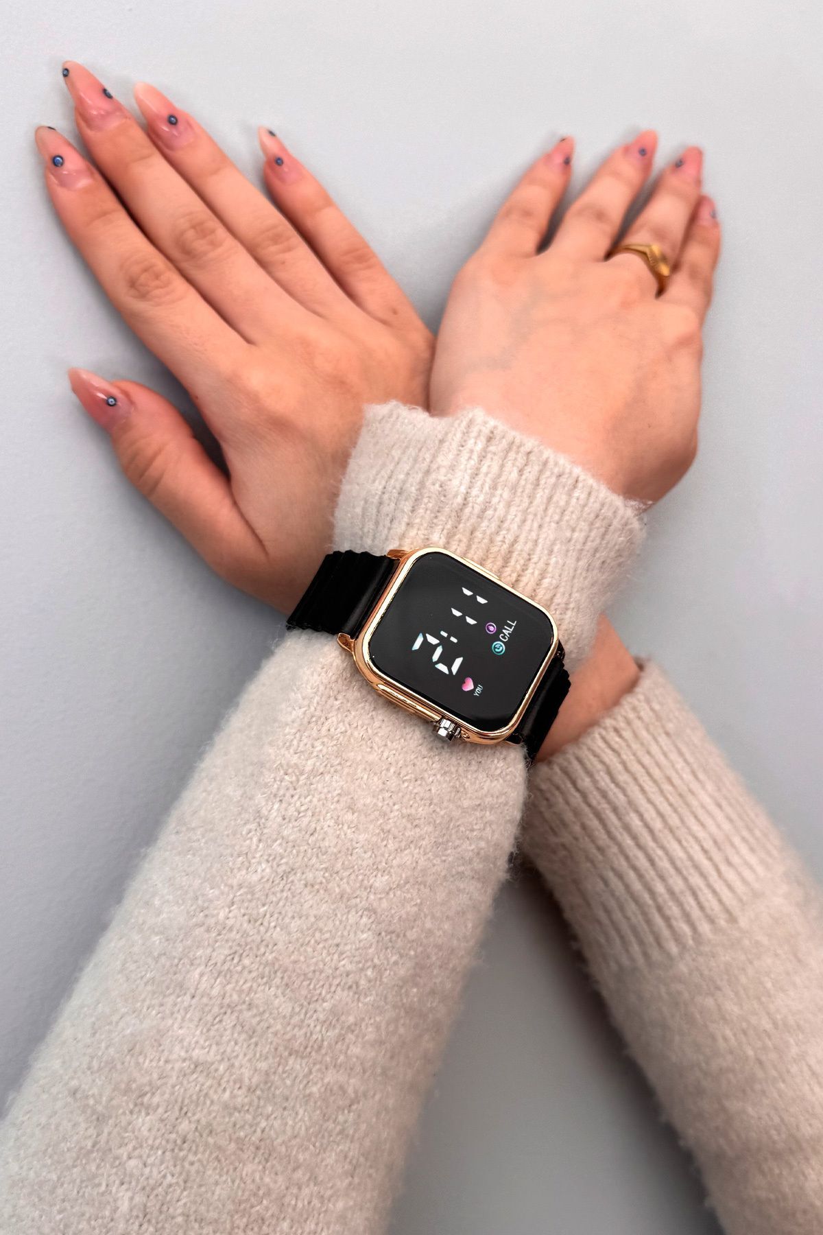 Aqua Di Polo 1987  Siyah Gold Silikon Unisex Dijital Led Kol Saati - Görsel 3