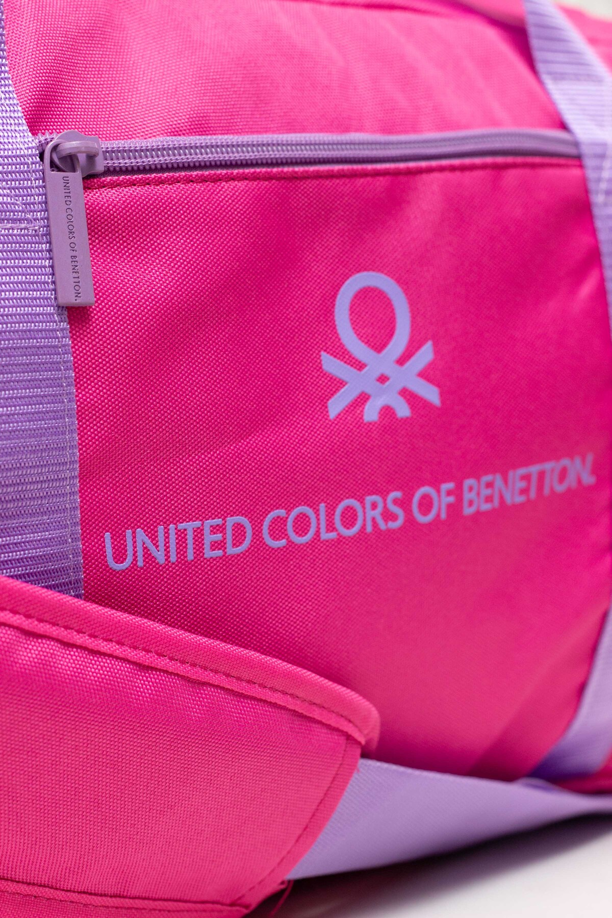united colours of benetton Pembe Unisex Omuz Askılı Seyahat El Valizi Spor Çantası 21062 görsel 7