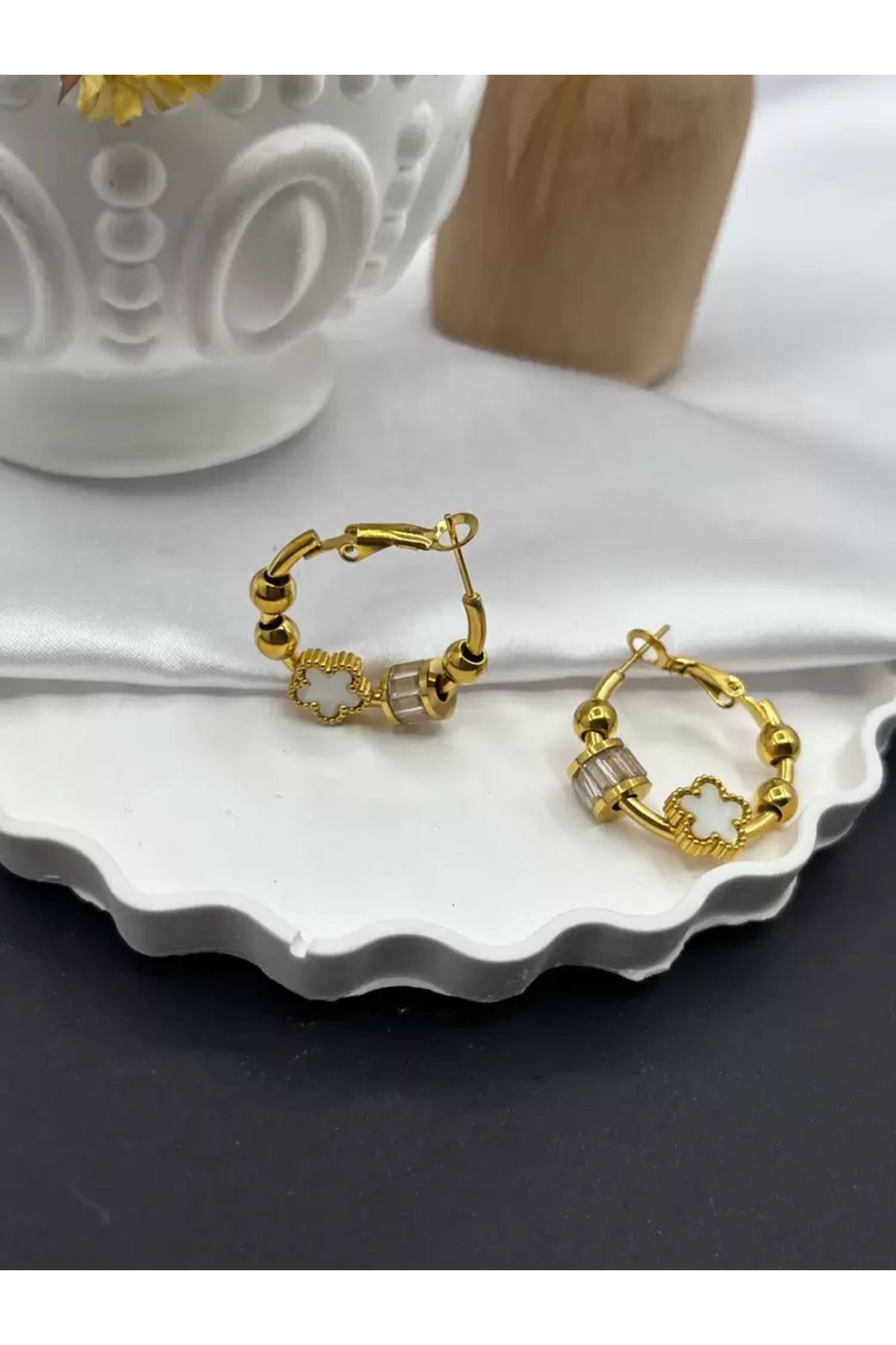 Daniela One Cleef Çelik Gold Küpe