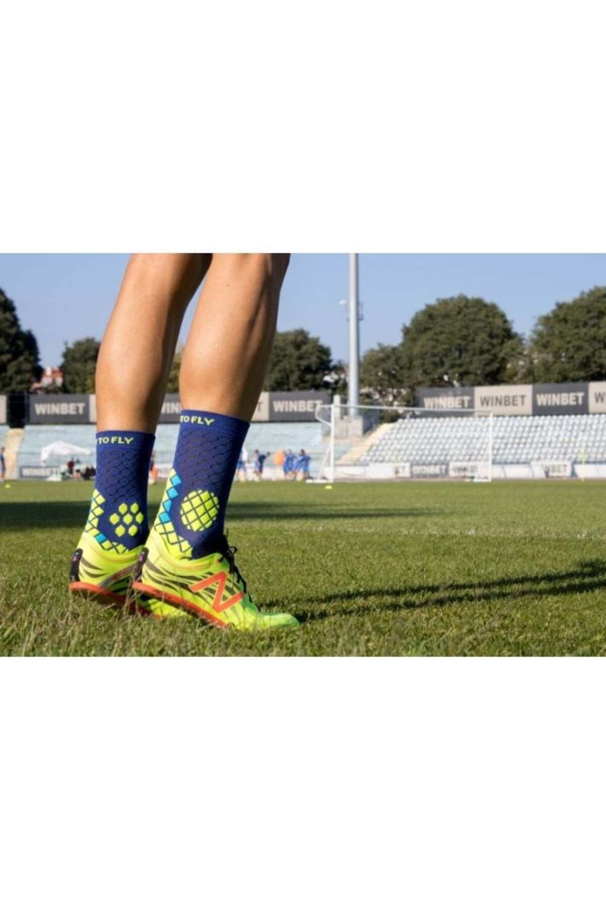 Try to Fly-Compression Running Socks Blue Yellow 2