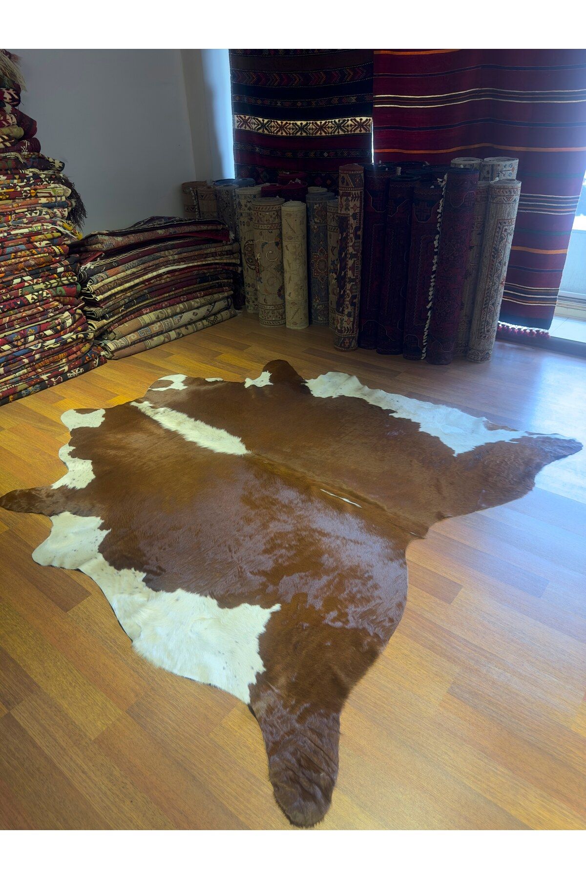 DOGANLAR ANTIQ GERÇEK DERİ NATUREL DANA DERİSİ 161 KAHVE 200X205 POST HALI