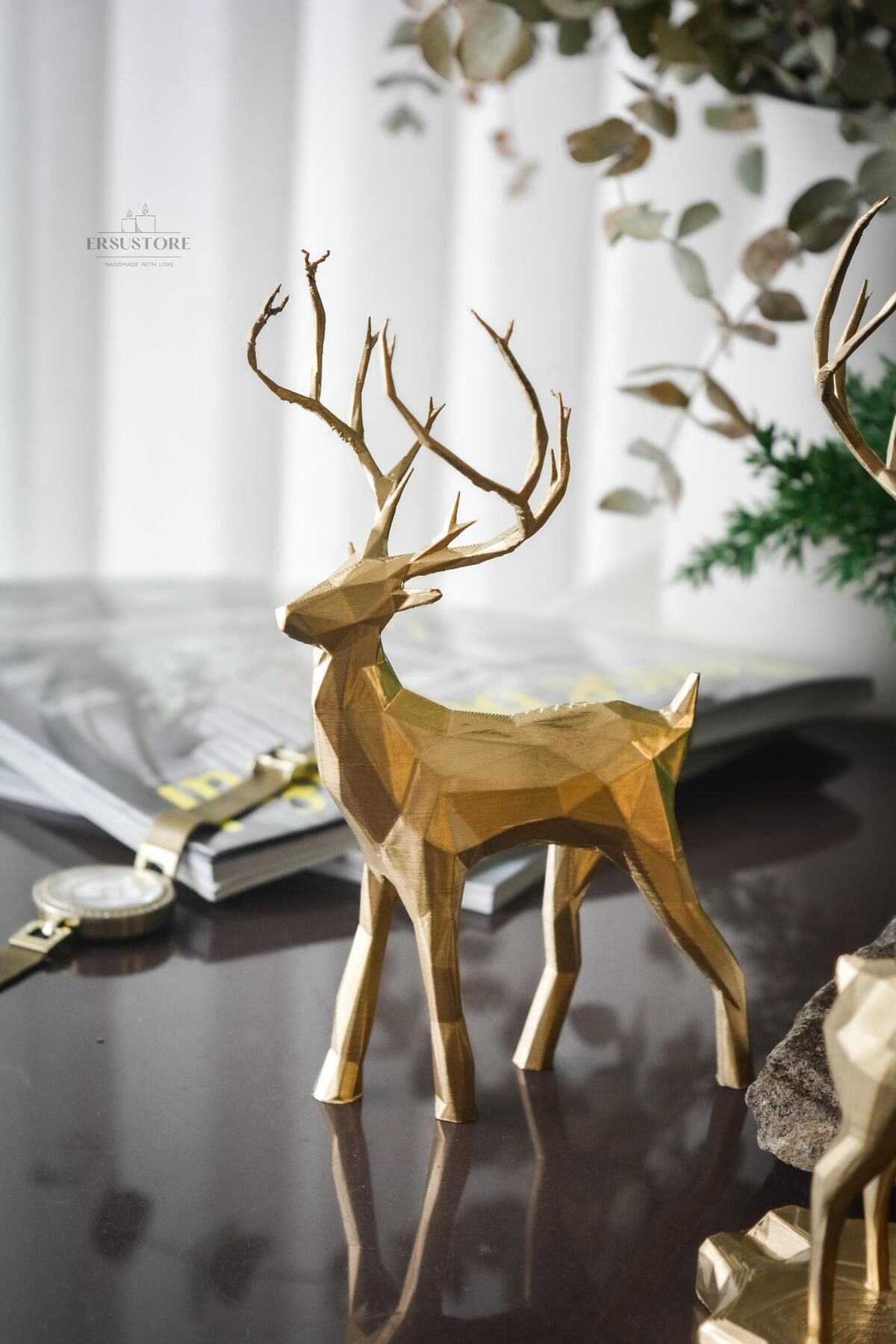 jeane home decor Kubik Dekoratif Geyik Figür Biblo Obje Gold Renk Yılbaşı Geyiği Premıum