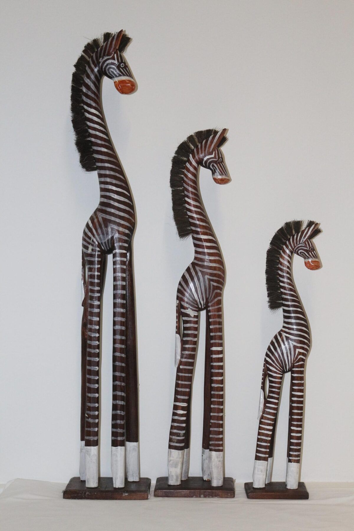 Home DEKORATİF EL YAPIMI AHŞAP 3 LÜ ZEBRA FİGÜRÜ 100CM