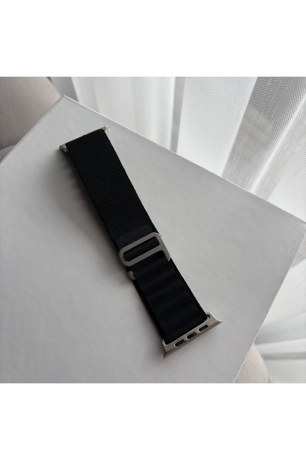 sayecase Apple Watch 6/7/SE/8/9 Serisi Uyumlu 42-44-45-49 MM Kumaş Kordon