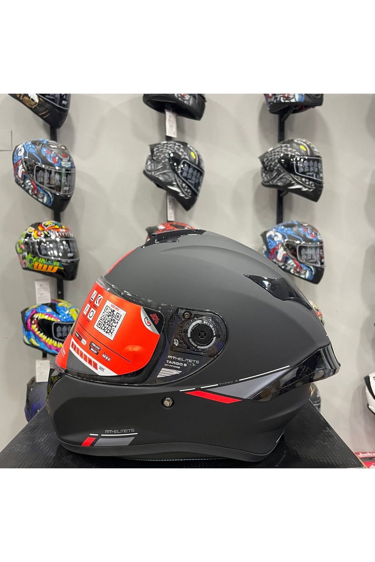 MT Helmets Targo S Mat Siyah Full Face Kapalı Kask