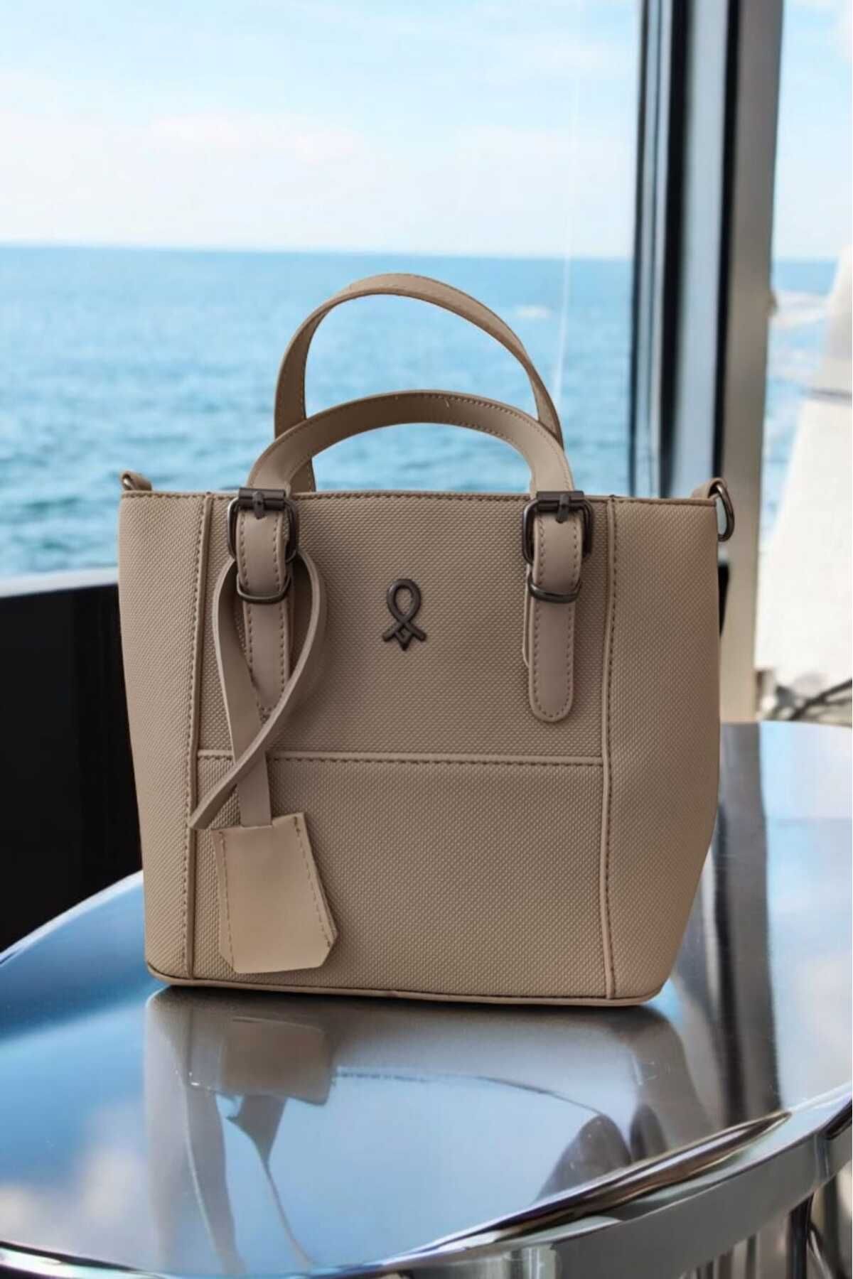 Arafım Butik çarpaz askılı çanta